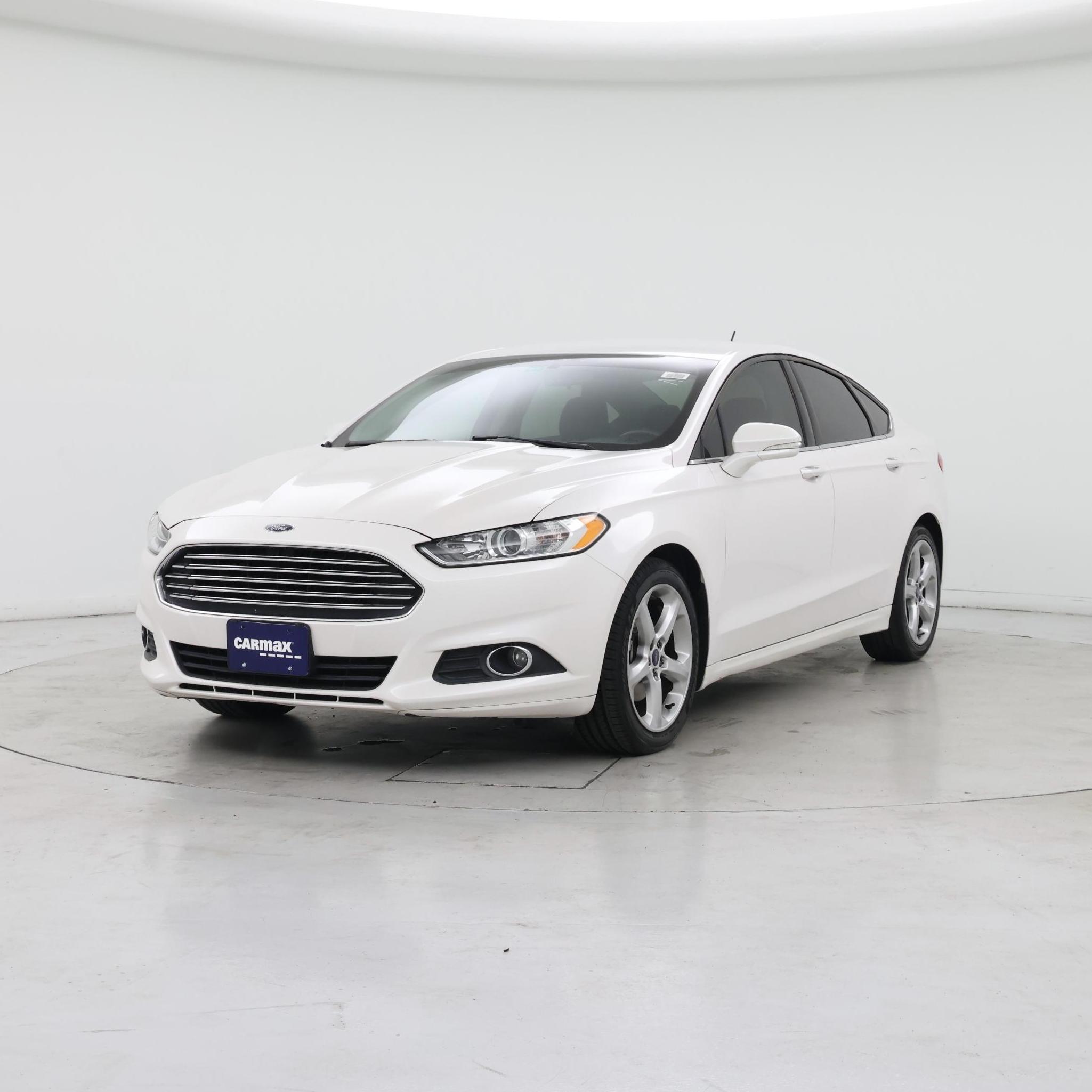 Thumbnail: 2016 Ford Fusion - 4