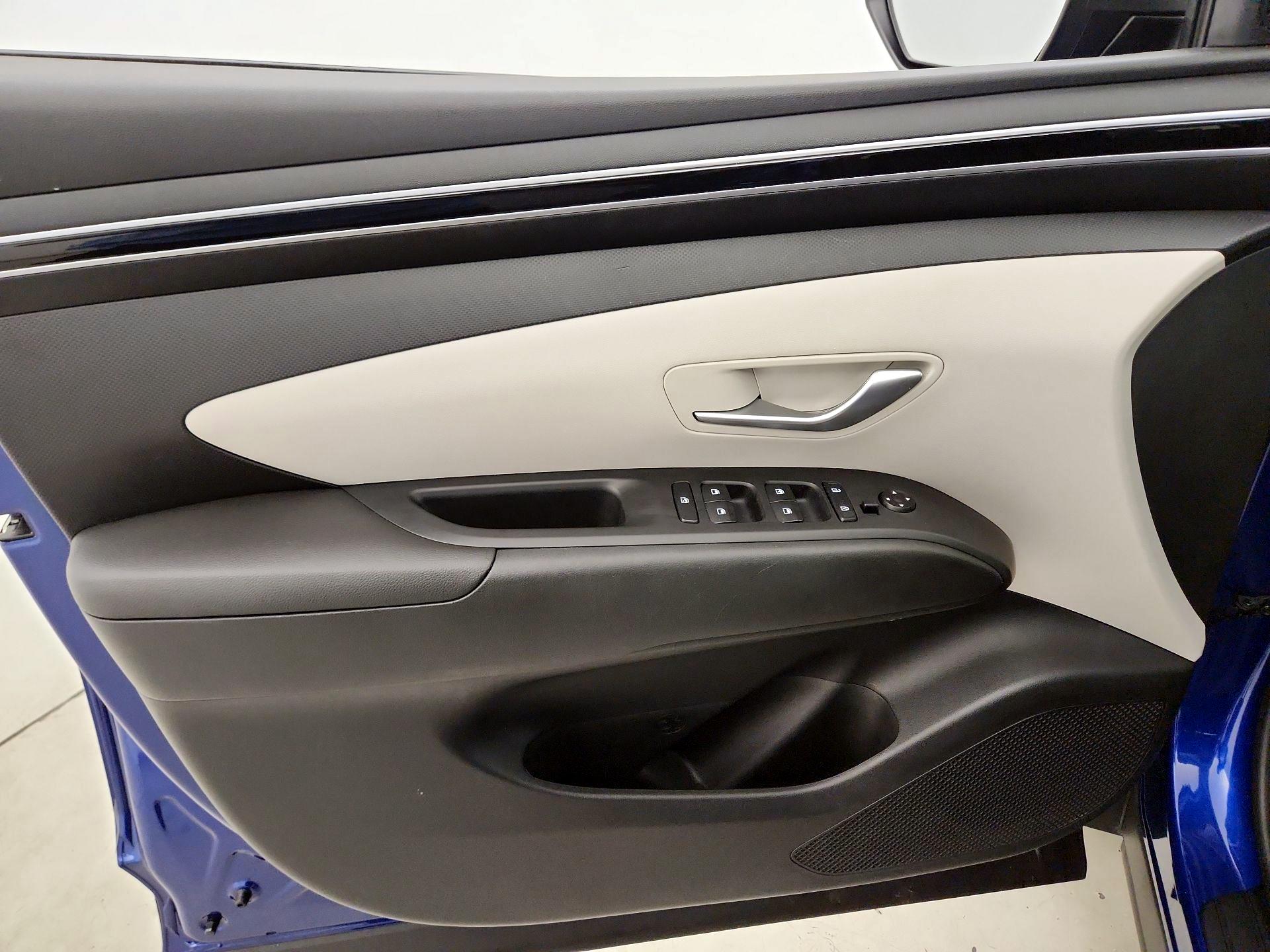 Thumbnail: 2024 Hyundai Tucson - 12