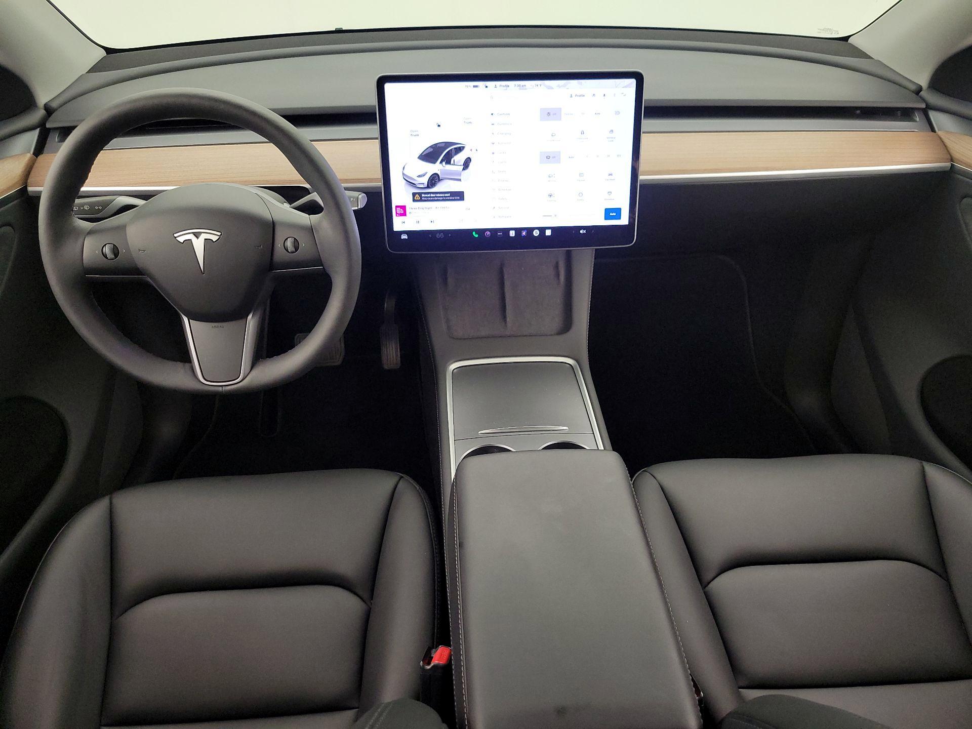 Thumbnail: 2024 Tesla Model Y - 9
