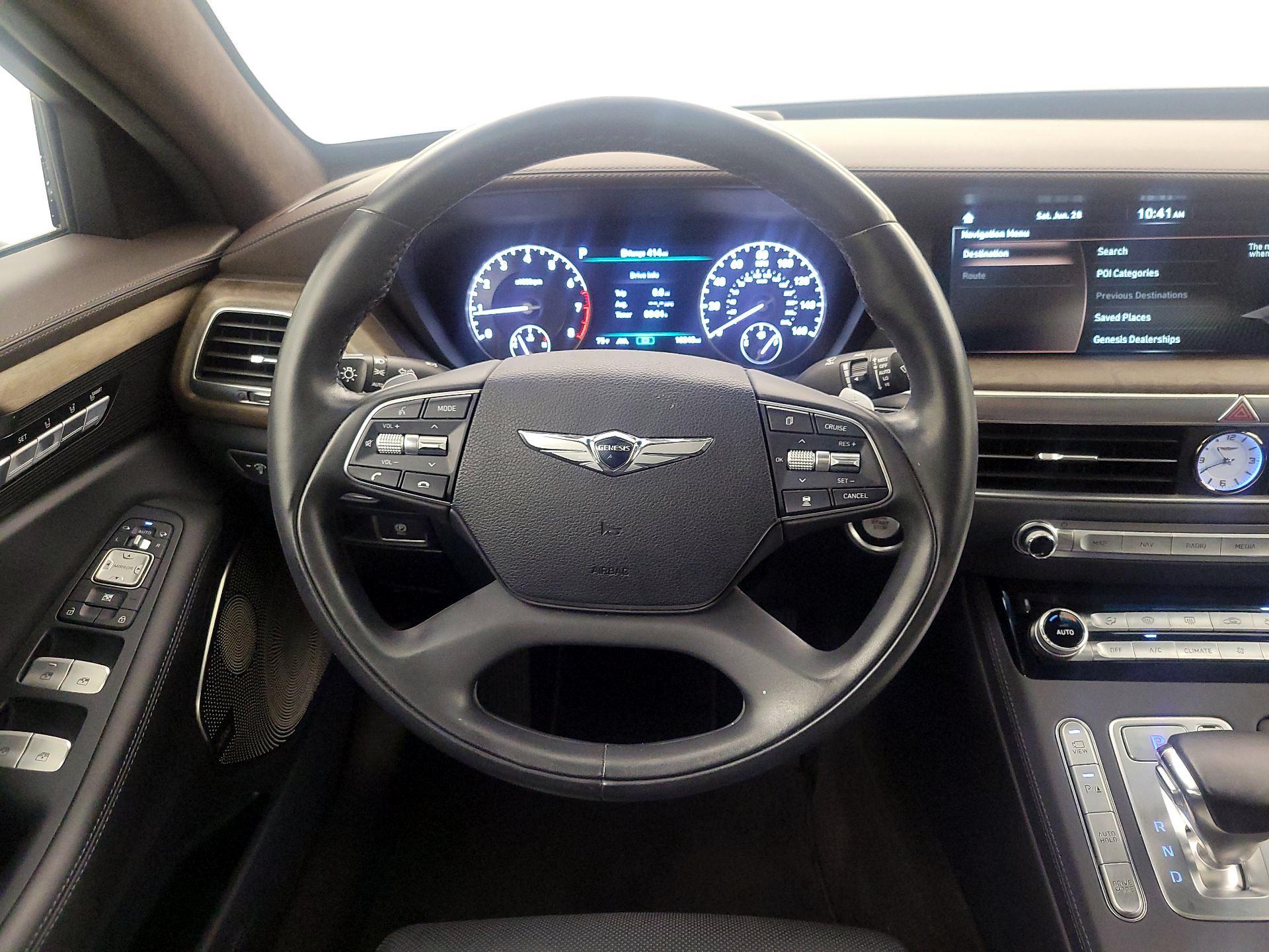Thumbnail: 2021 Genesis G90 - 10