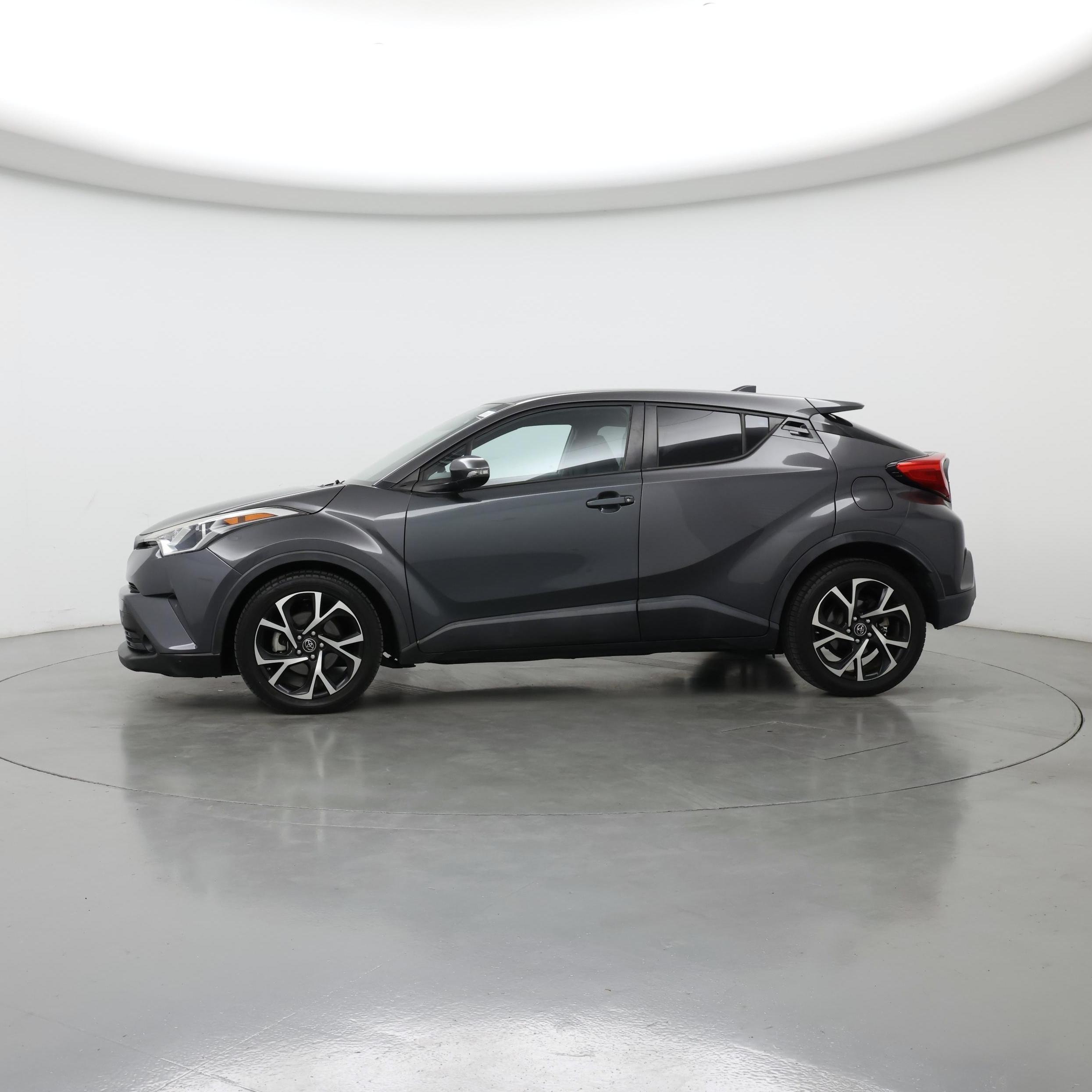 Thumbnail: 2018 Toyota C-HR - 3