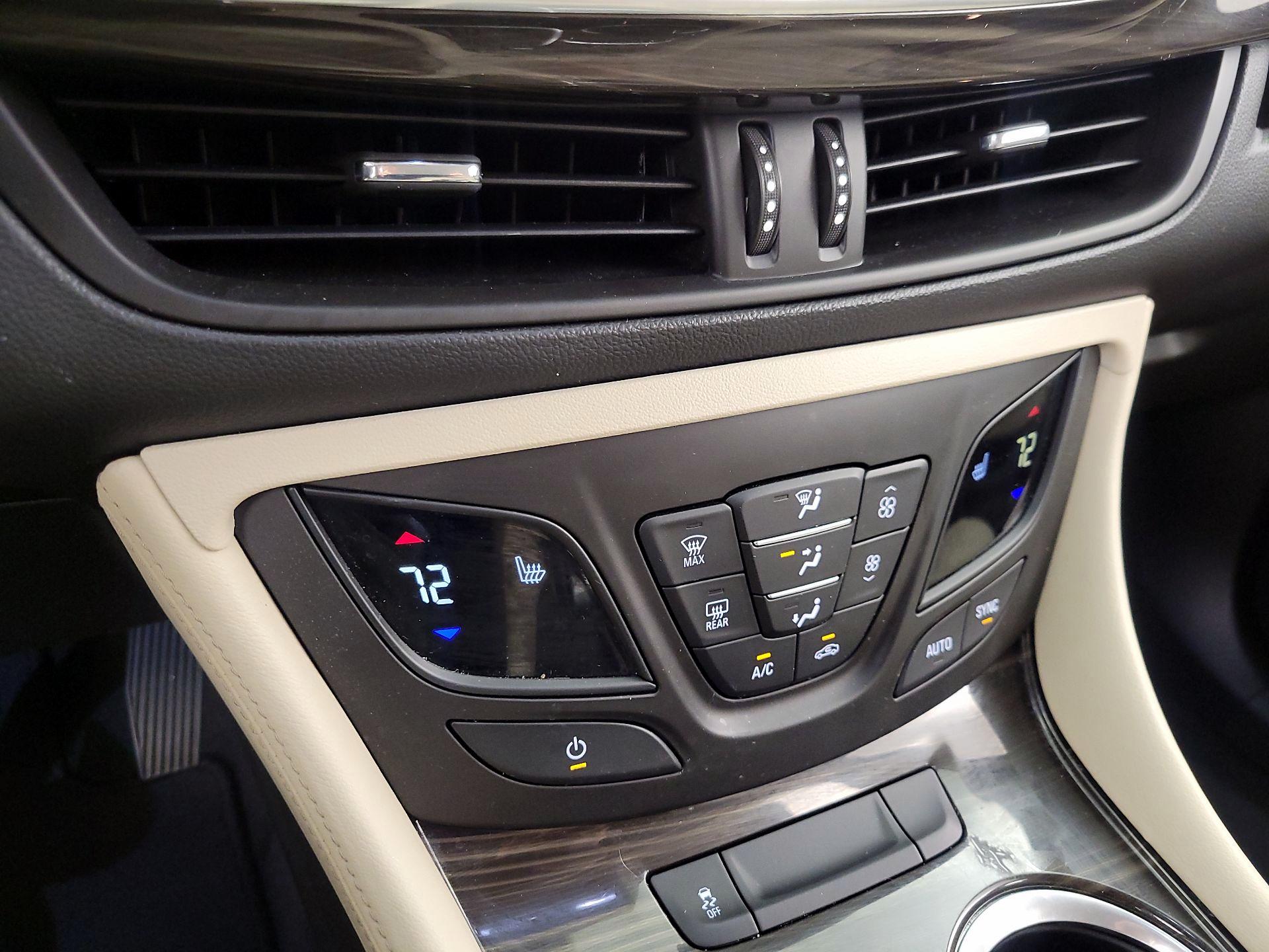 Thumbnail: 2020 Buick Envision - 16