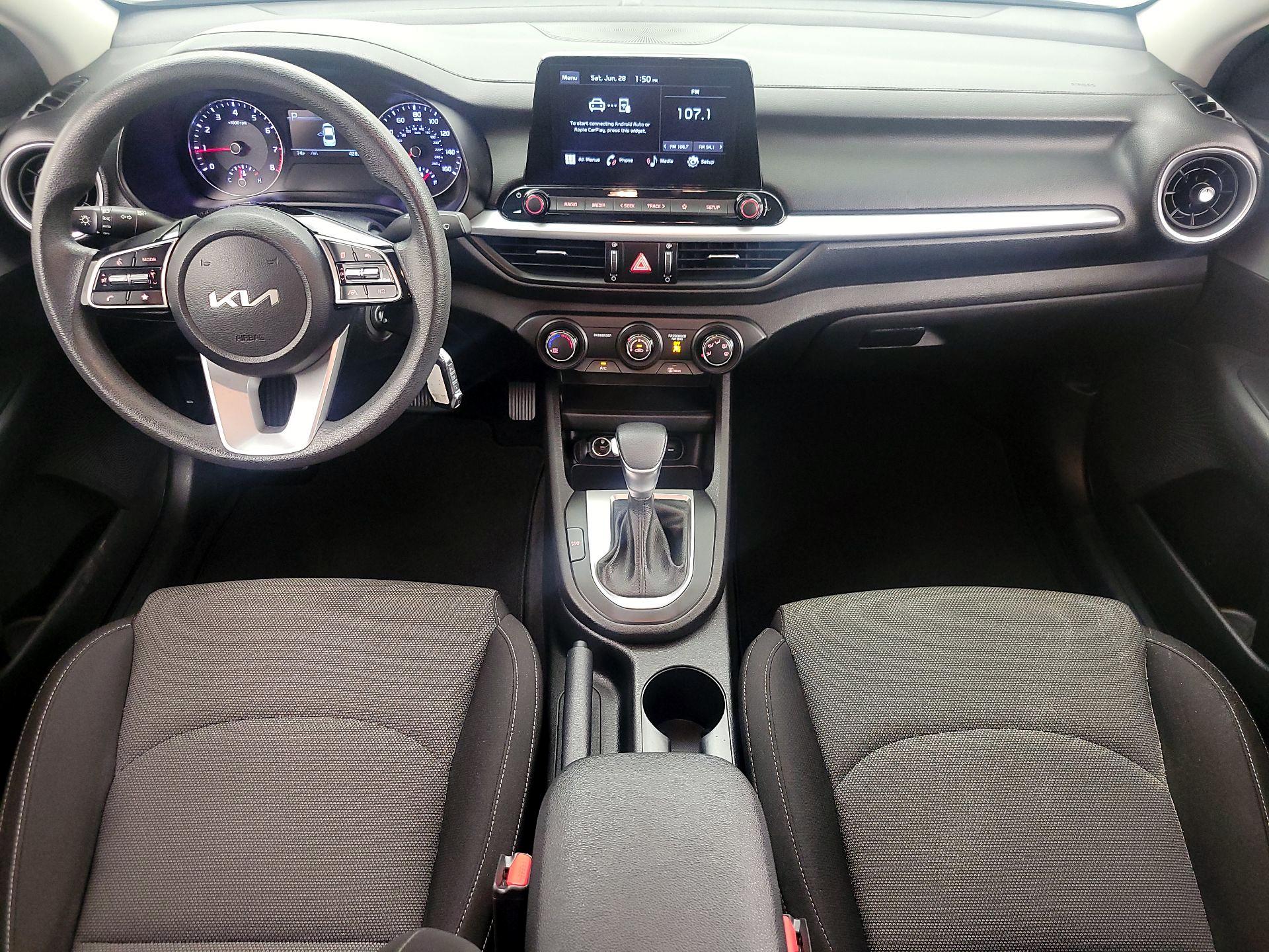 Thumbnail: 2023 Kia Forte - 9