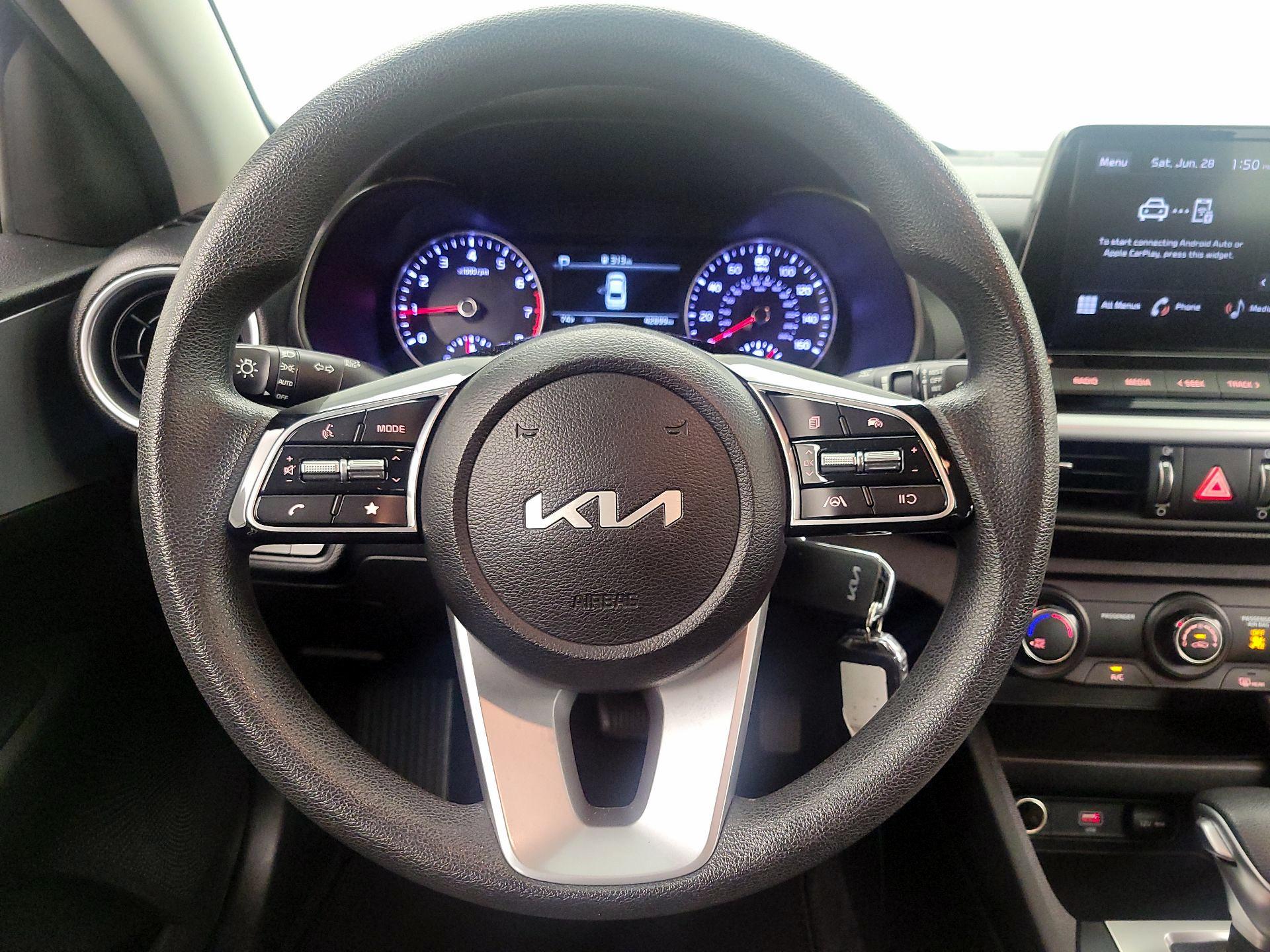 Thumbnail: 2023 Kia Forte - 10