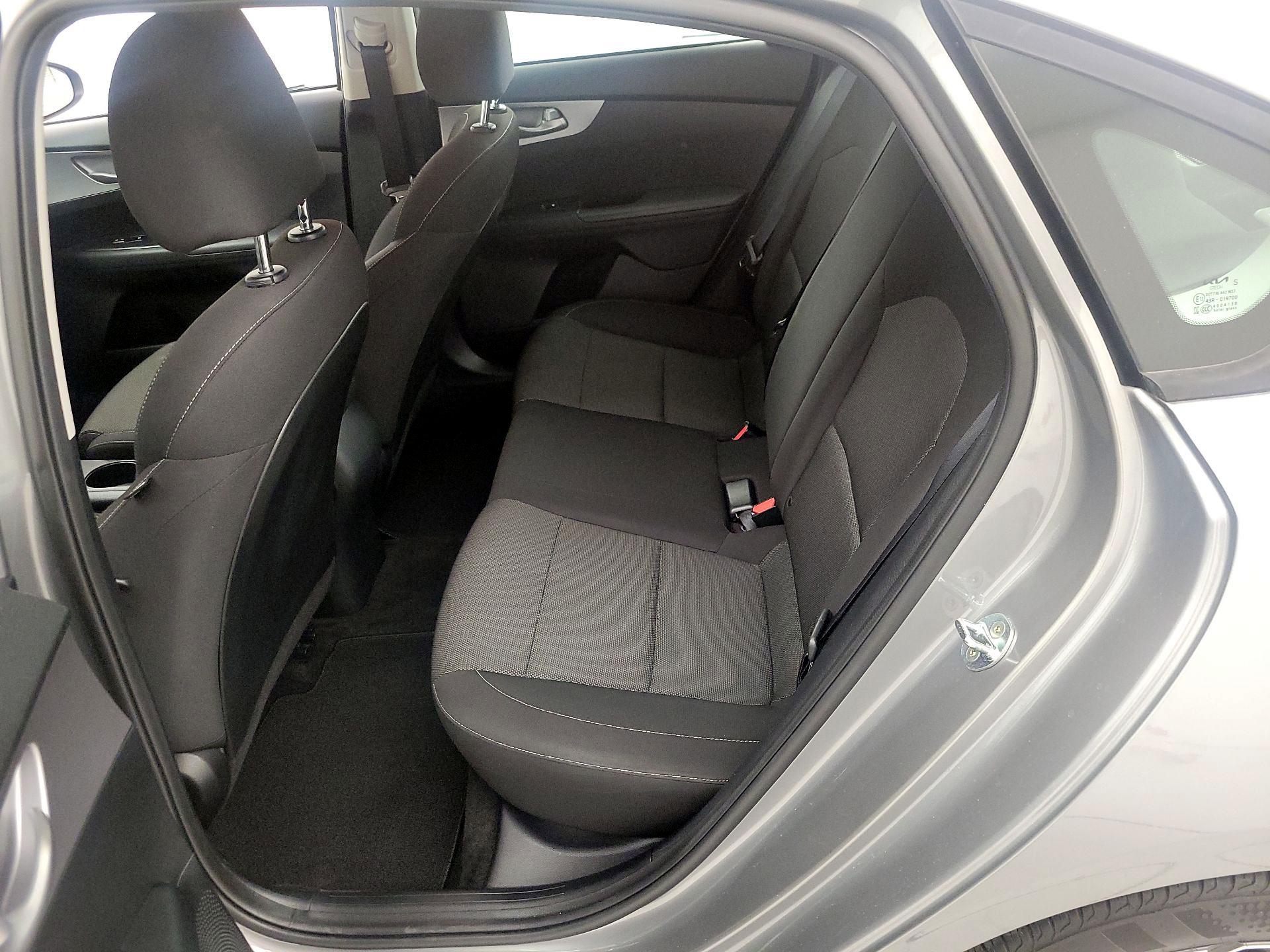 Thumbnail: 2023 Kia Forte - 19