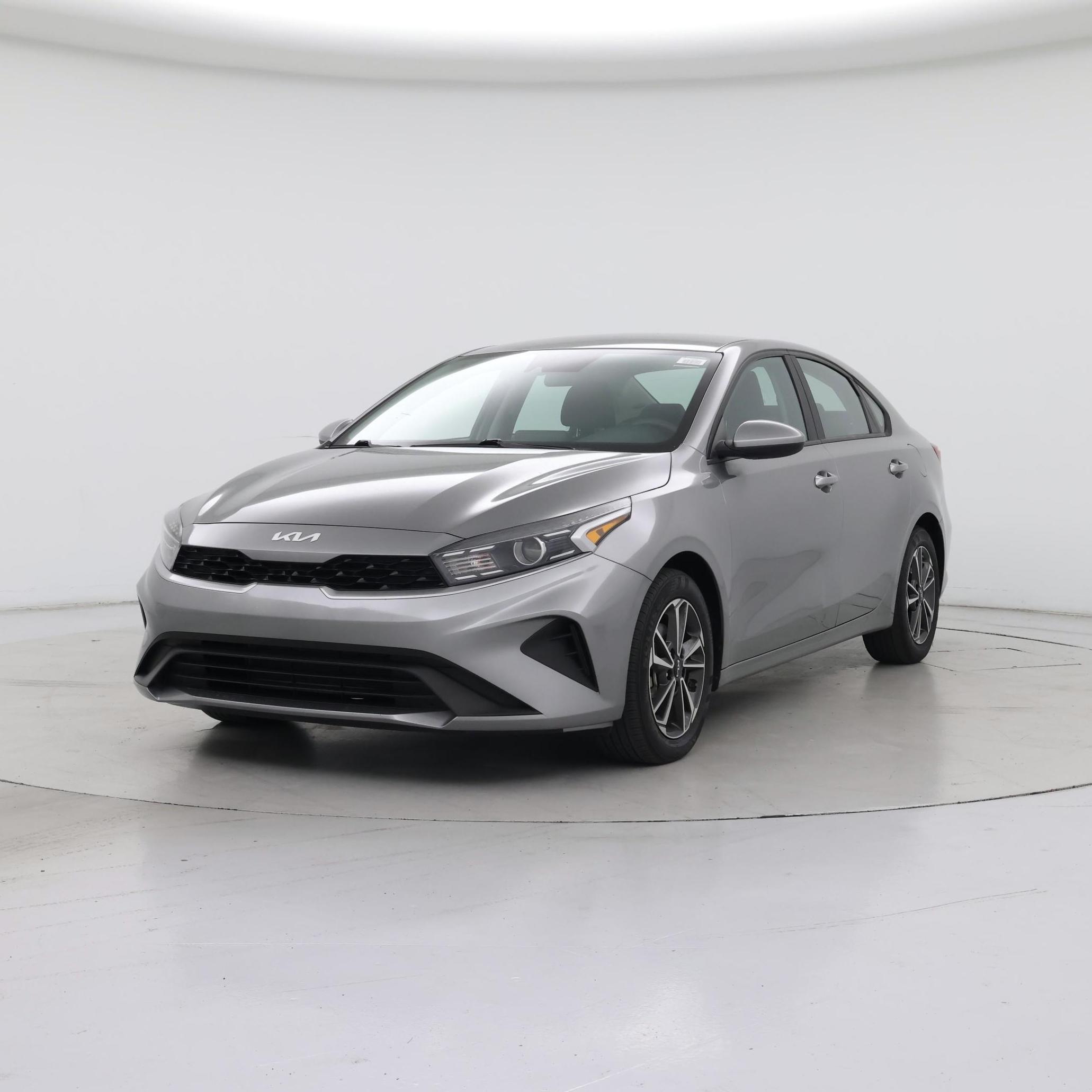 Thumbnail: 2023 Kia Forte - 4