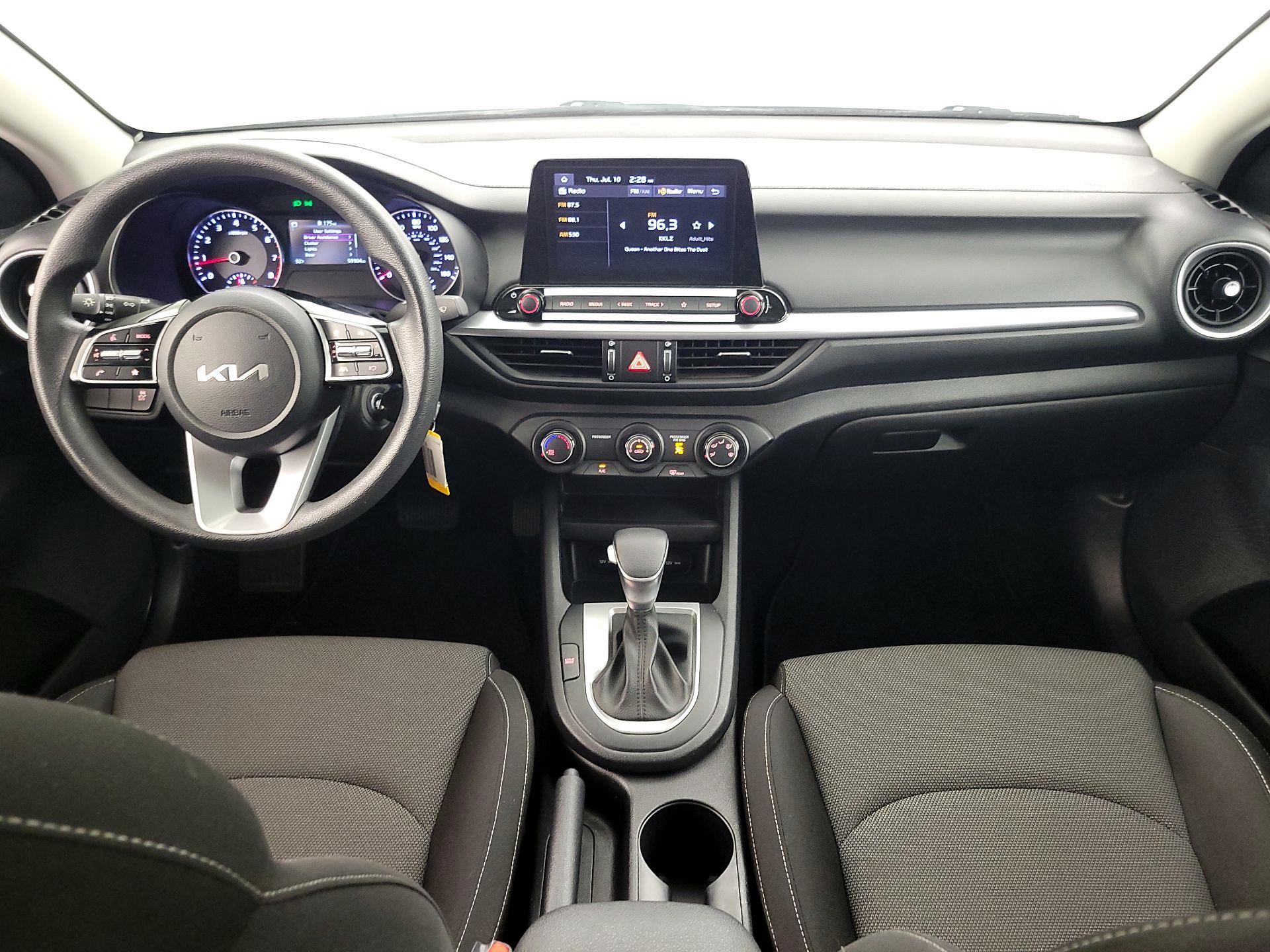 Thumbnail: 2023 Kia Forte - 9