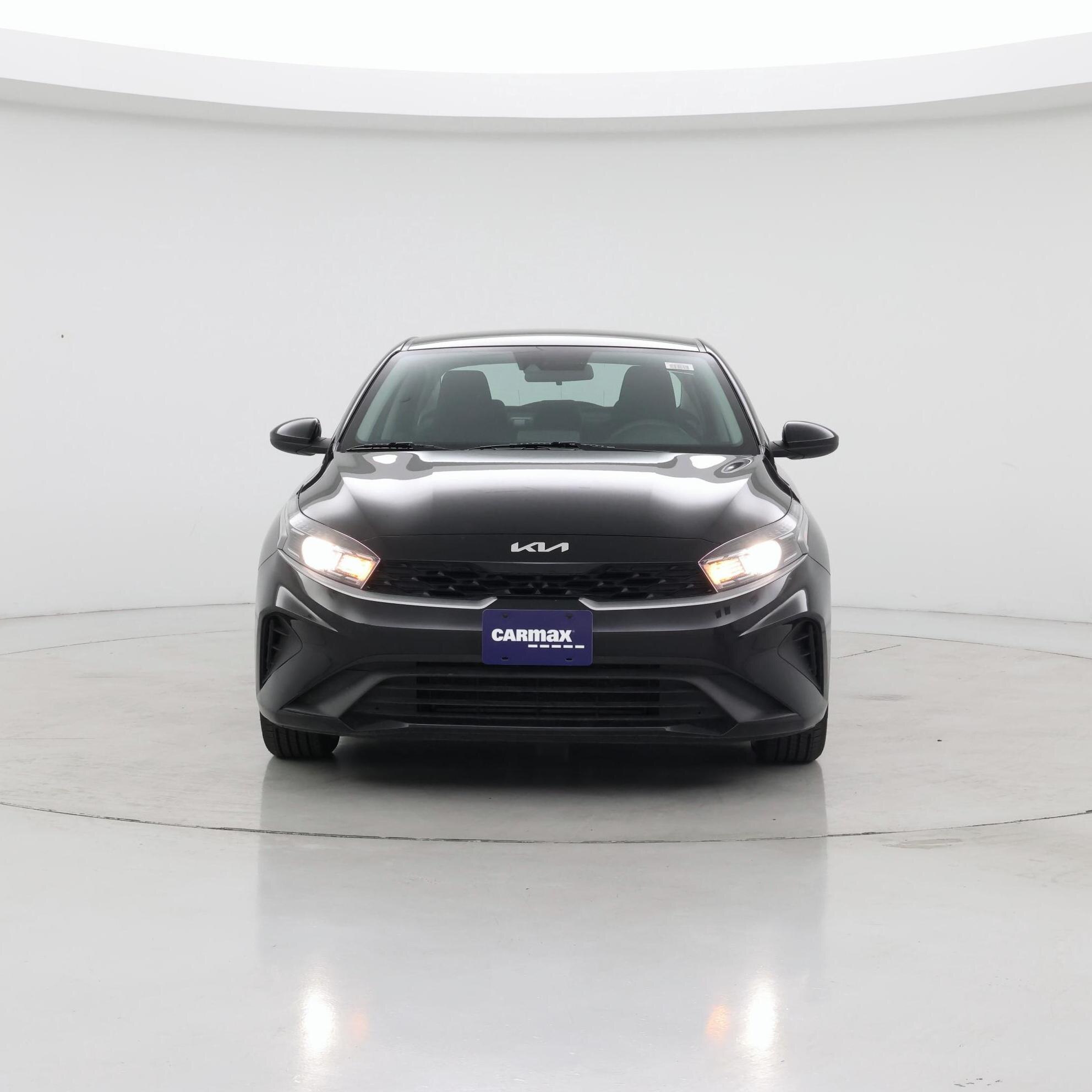 Thumbnail: 2023 Kia Forte - 5