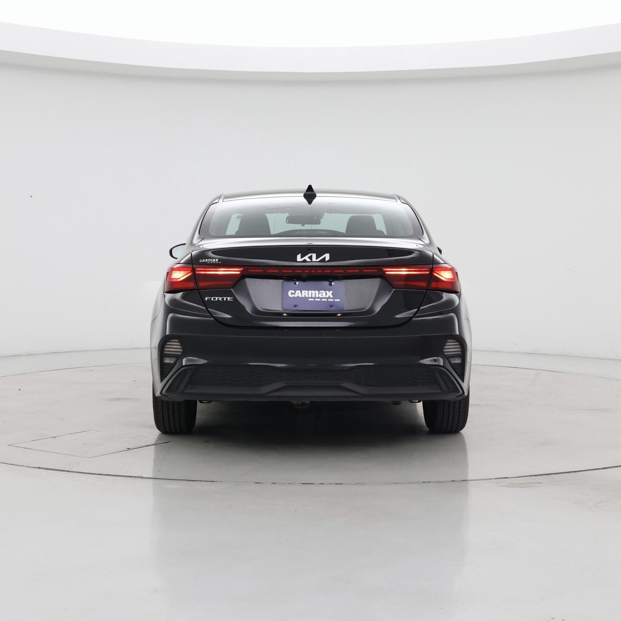Thumbnail: 2023 Kia Forte - 6