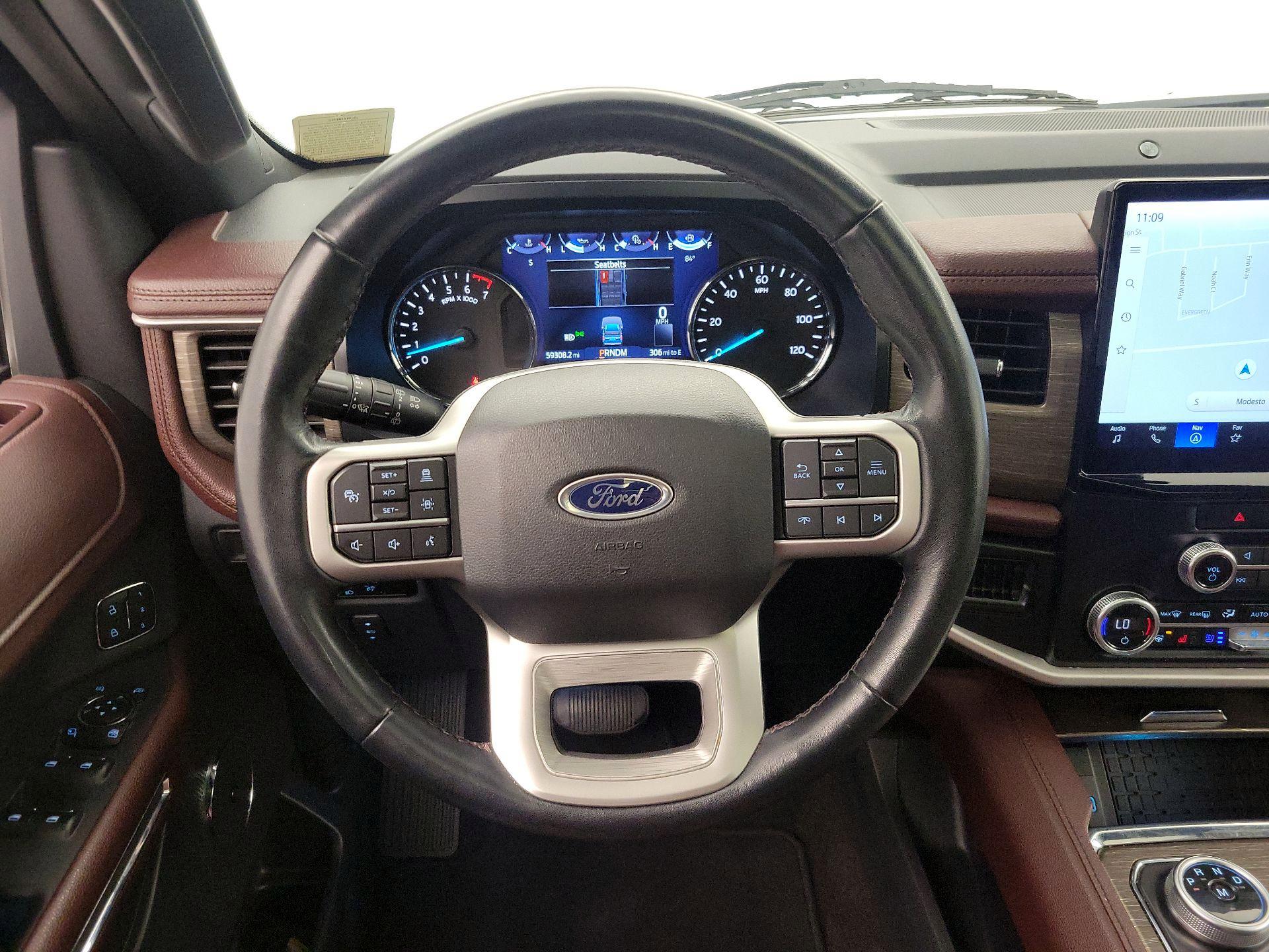 Thumbnail: 2023 Ford Expedition - 10