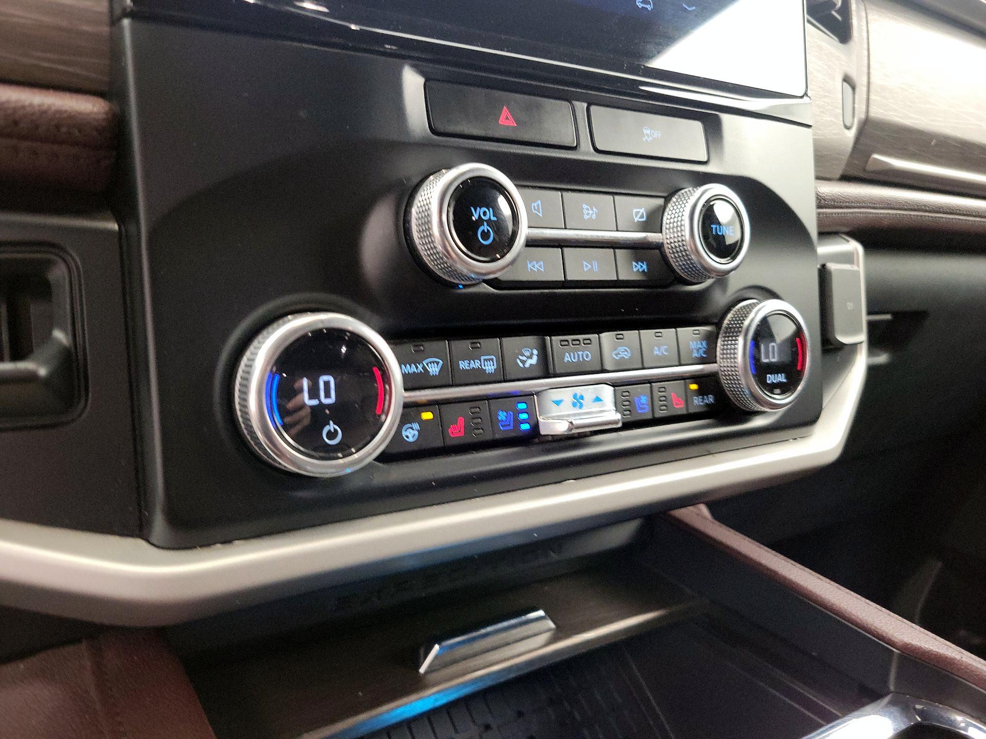 Thumbnail: 2023 Ford Expedition - 17