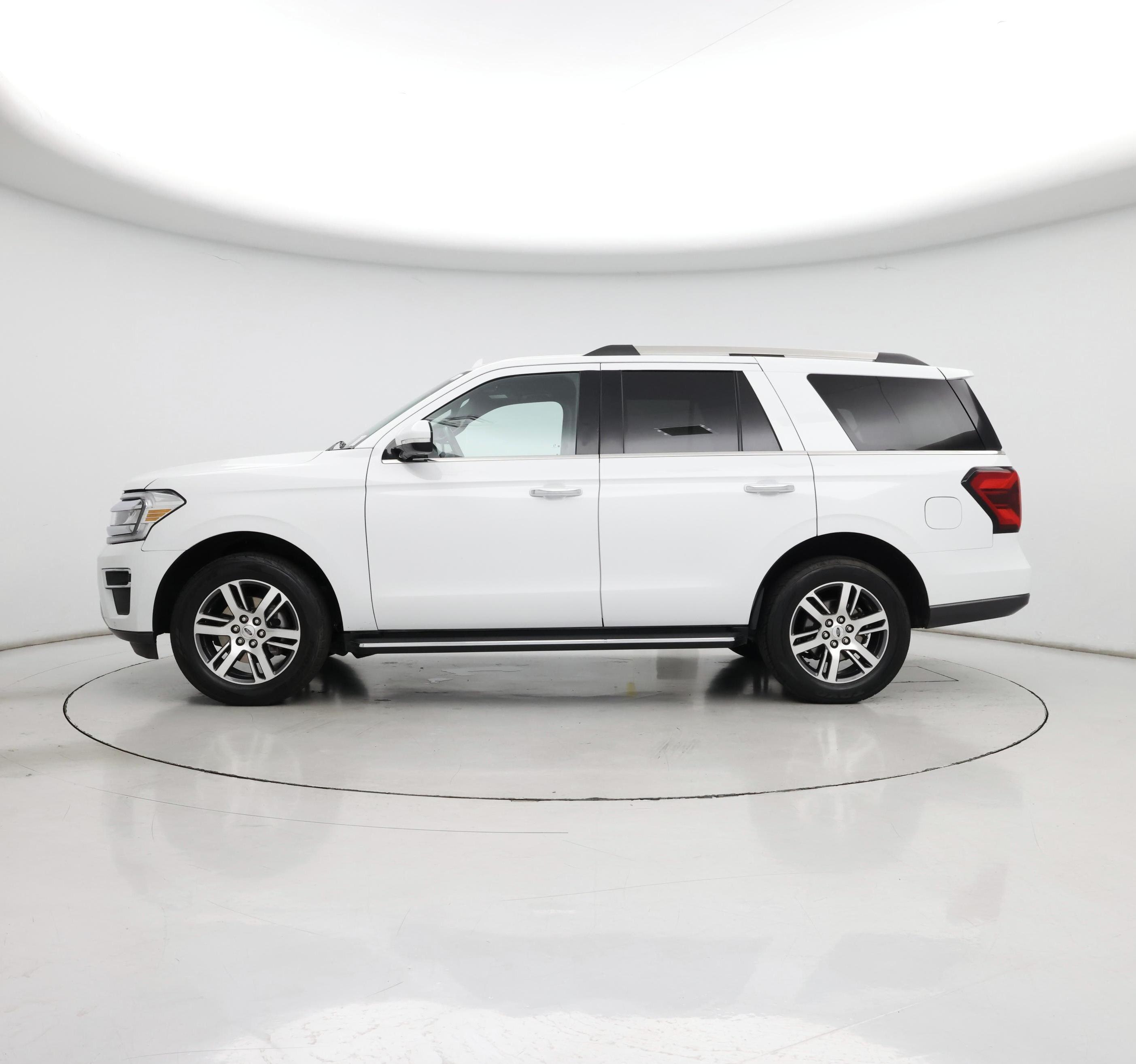 Thumbnail: 2023 Ford Expedition - 3