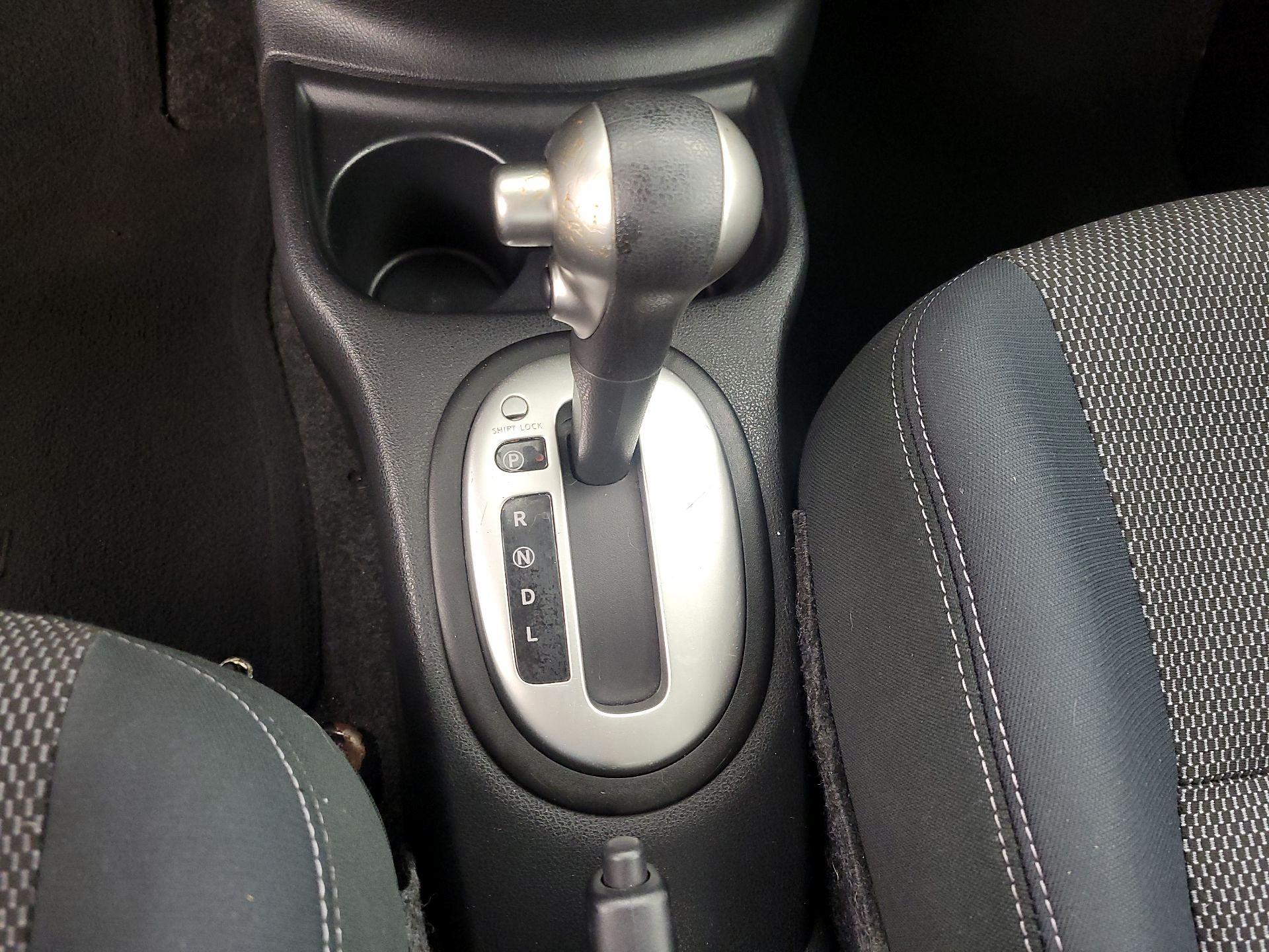 Thumbnail: 2016 Nissan Versa - 16