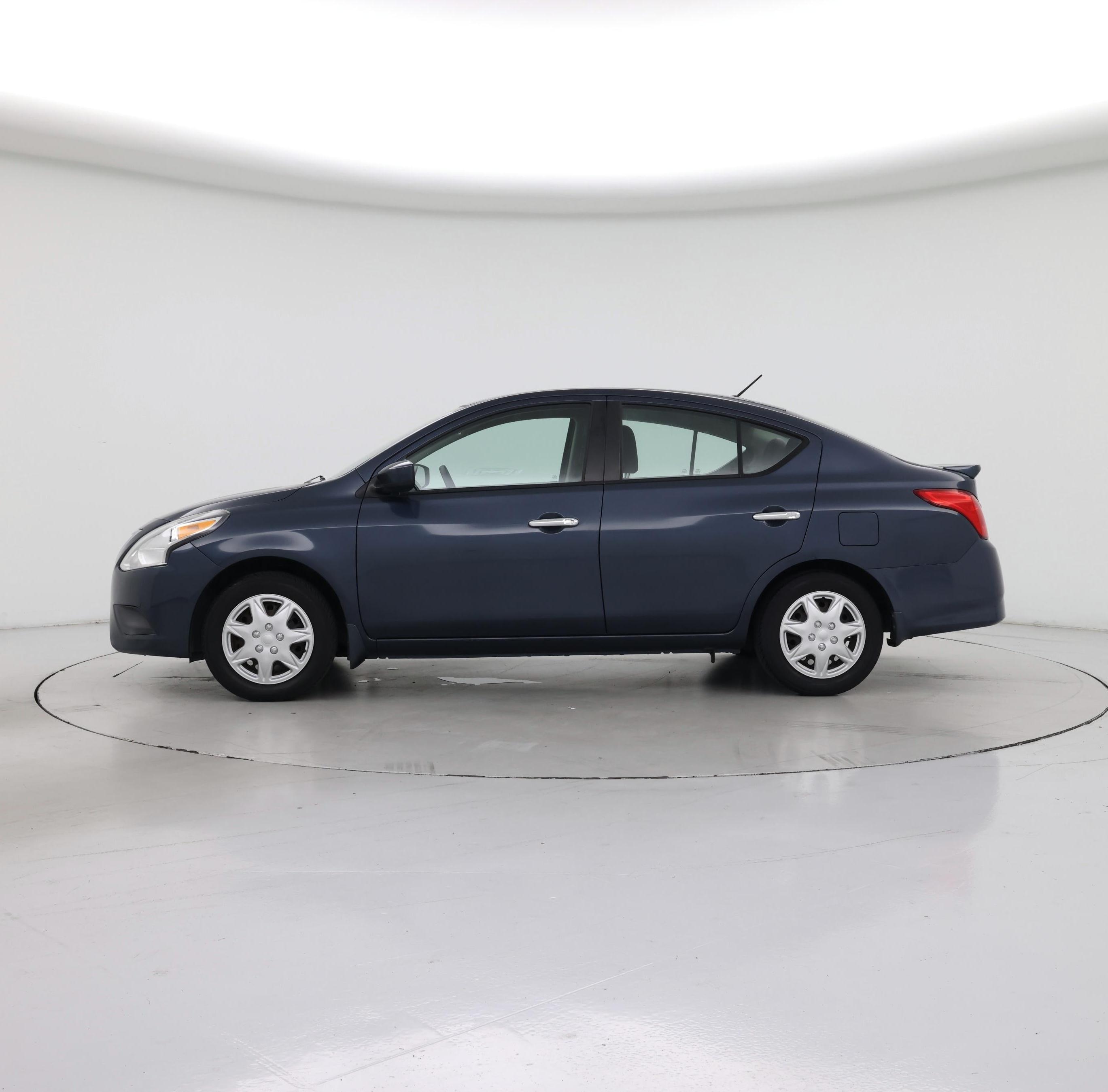 Thumbnail: 2016 Nissan Versa - 3