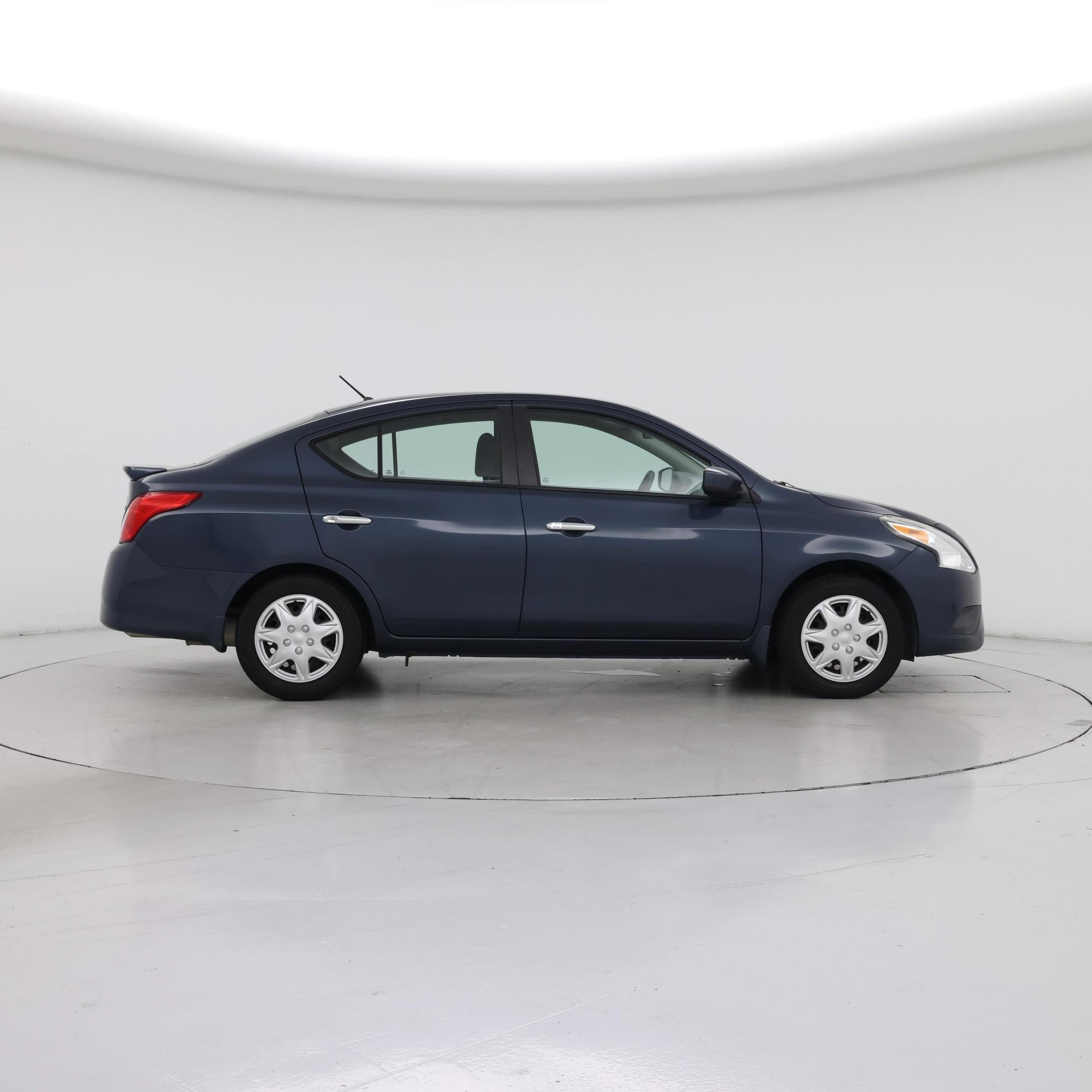 Thumbnail: 2016 Nissan Versa - 7