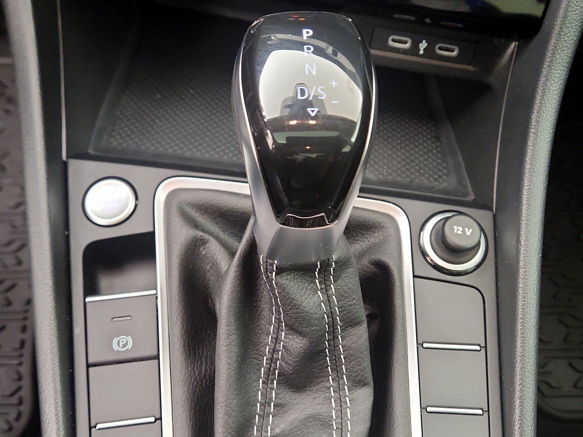 Thumbnail: 2024 Volkswagen Jetta - 17