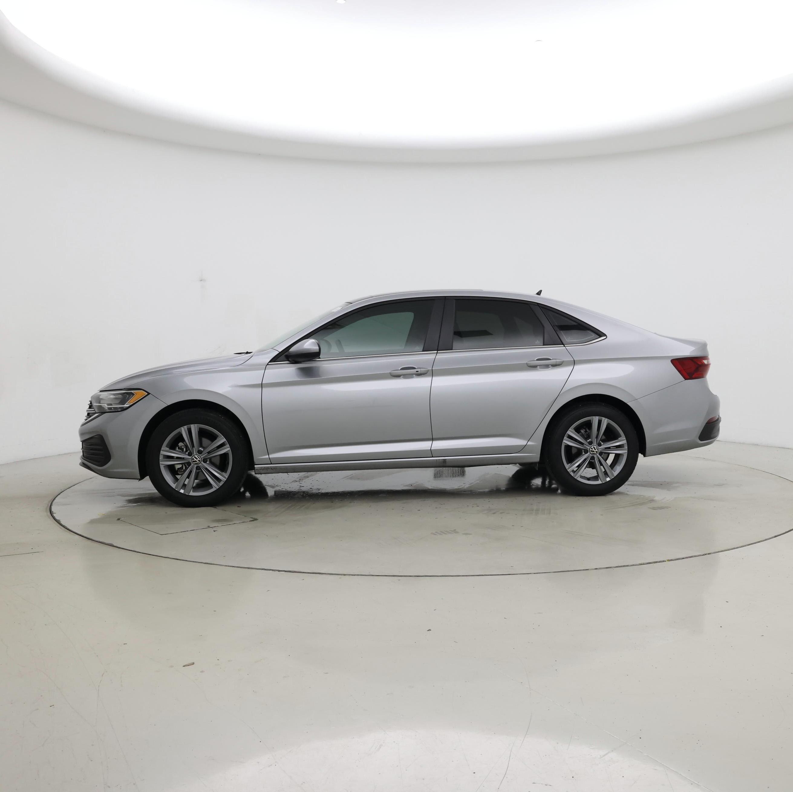 Thumbnail: 2024 Volkswagen Jetta - 3