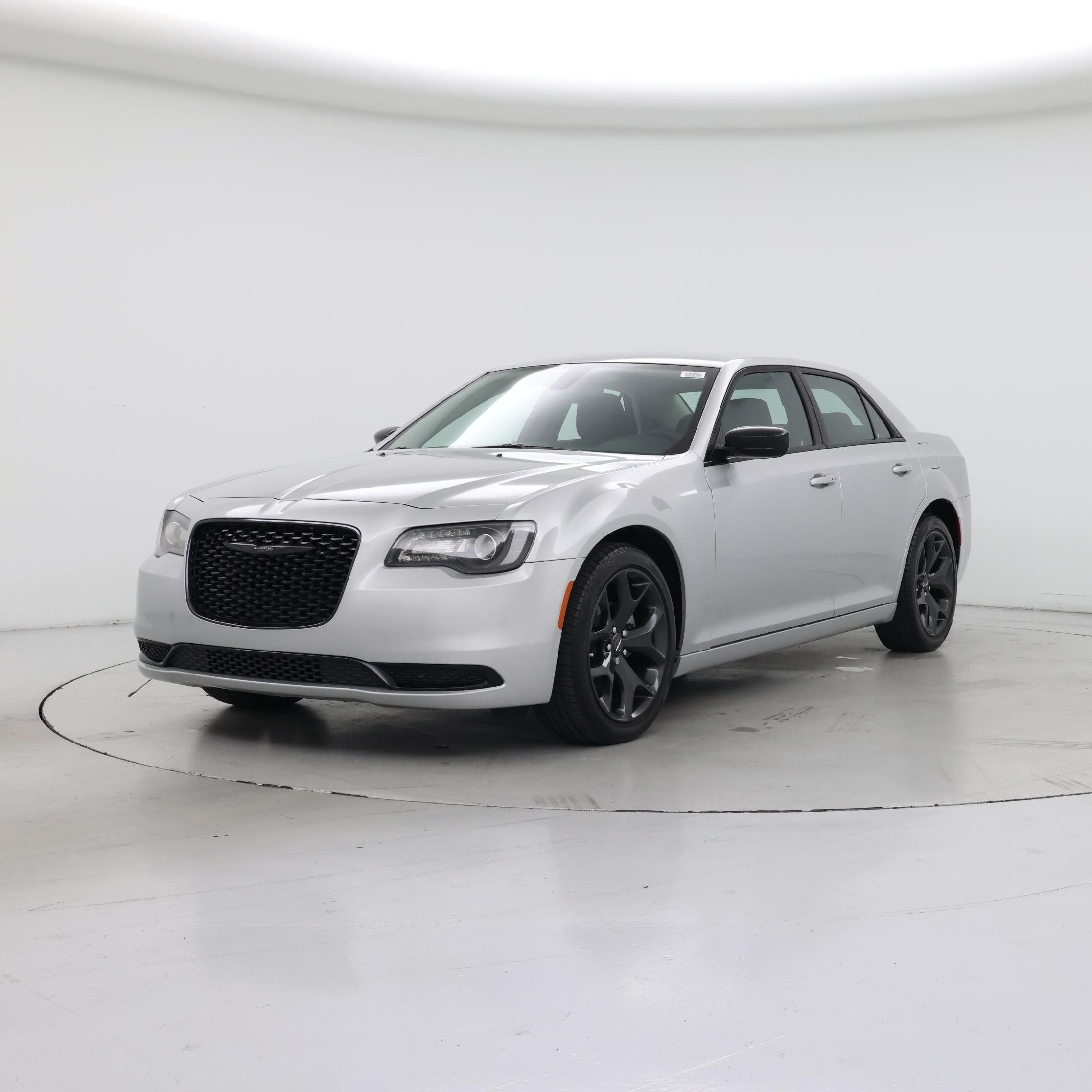 Thumbnail: 2023 Chrysler 300 - 4