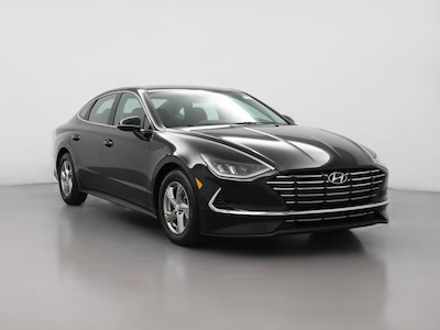 Black 2023 Hyundai Sonata SE