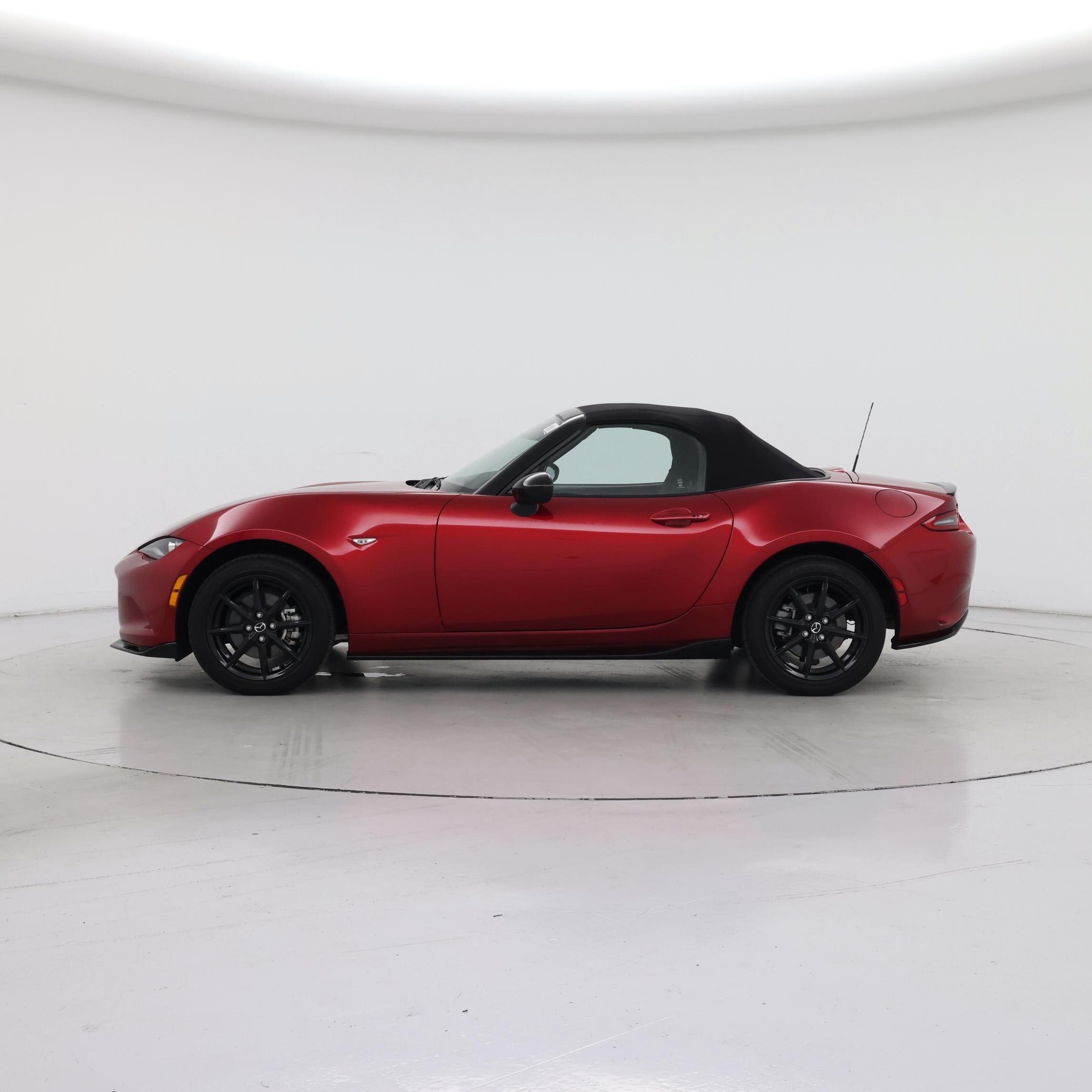 Thumbnail: 2024 Mazda MX-5 Miata - 3