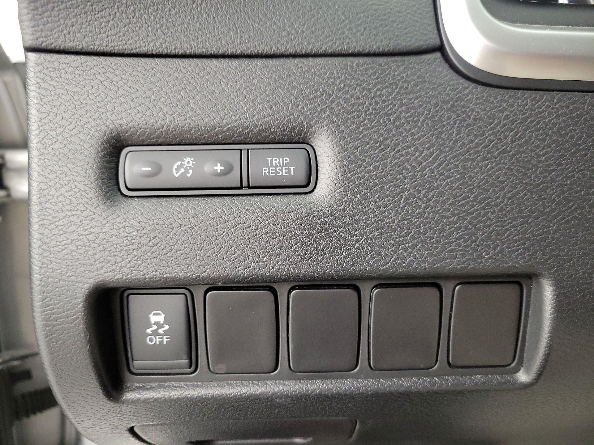 Thumbnail: 2015 Nissan Murano - 13