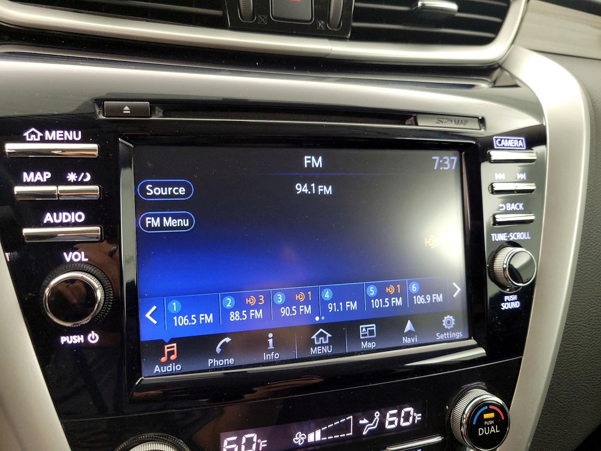 Thumbnail: 2015 Nissan Murano - 16