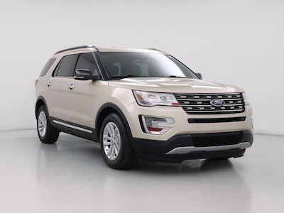 Gold 2017 Ford Explorer XLT