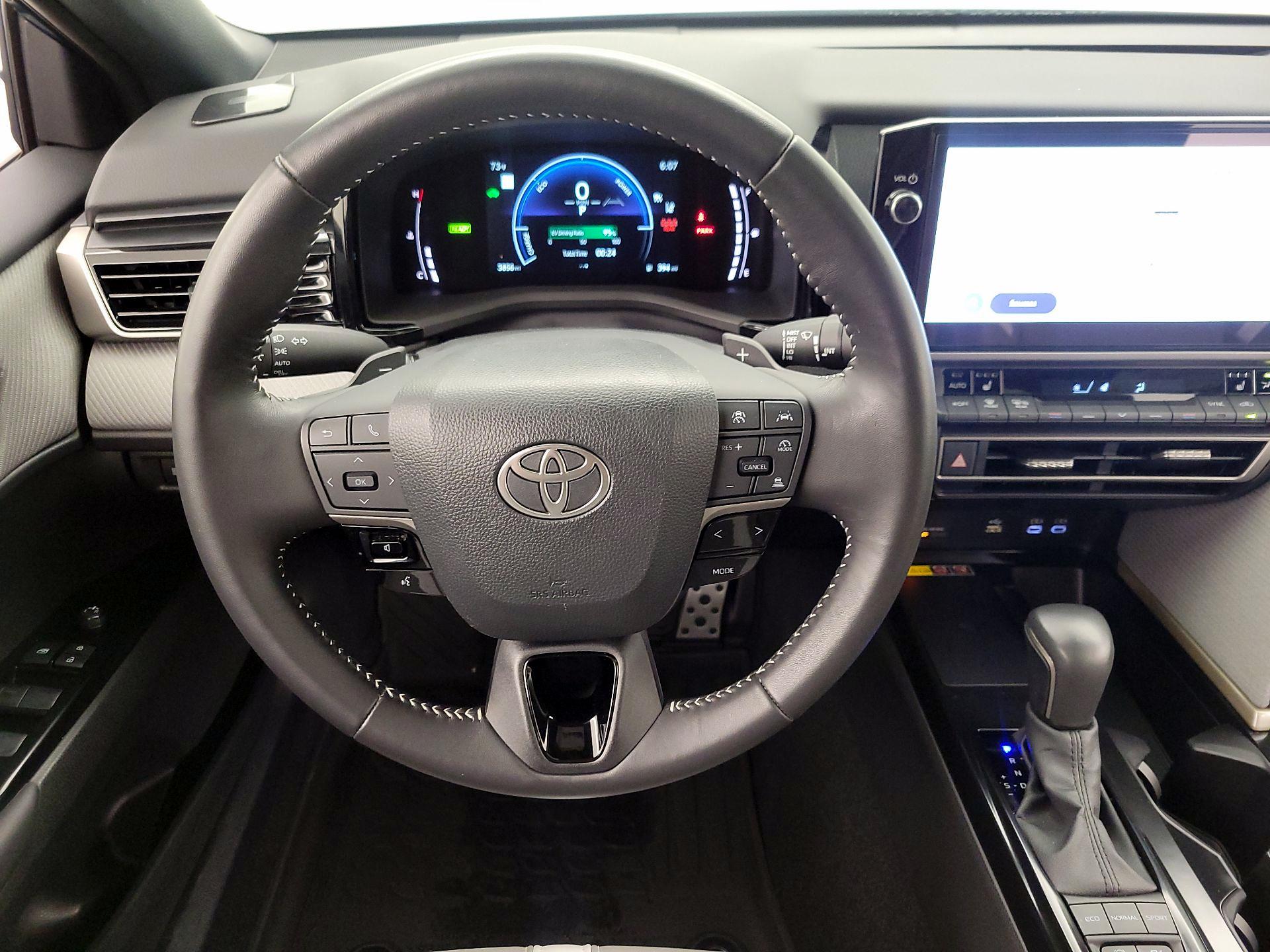 Thumbnail: 2025 Toyota Camry - 10