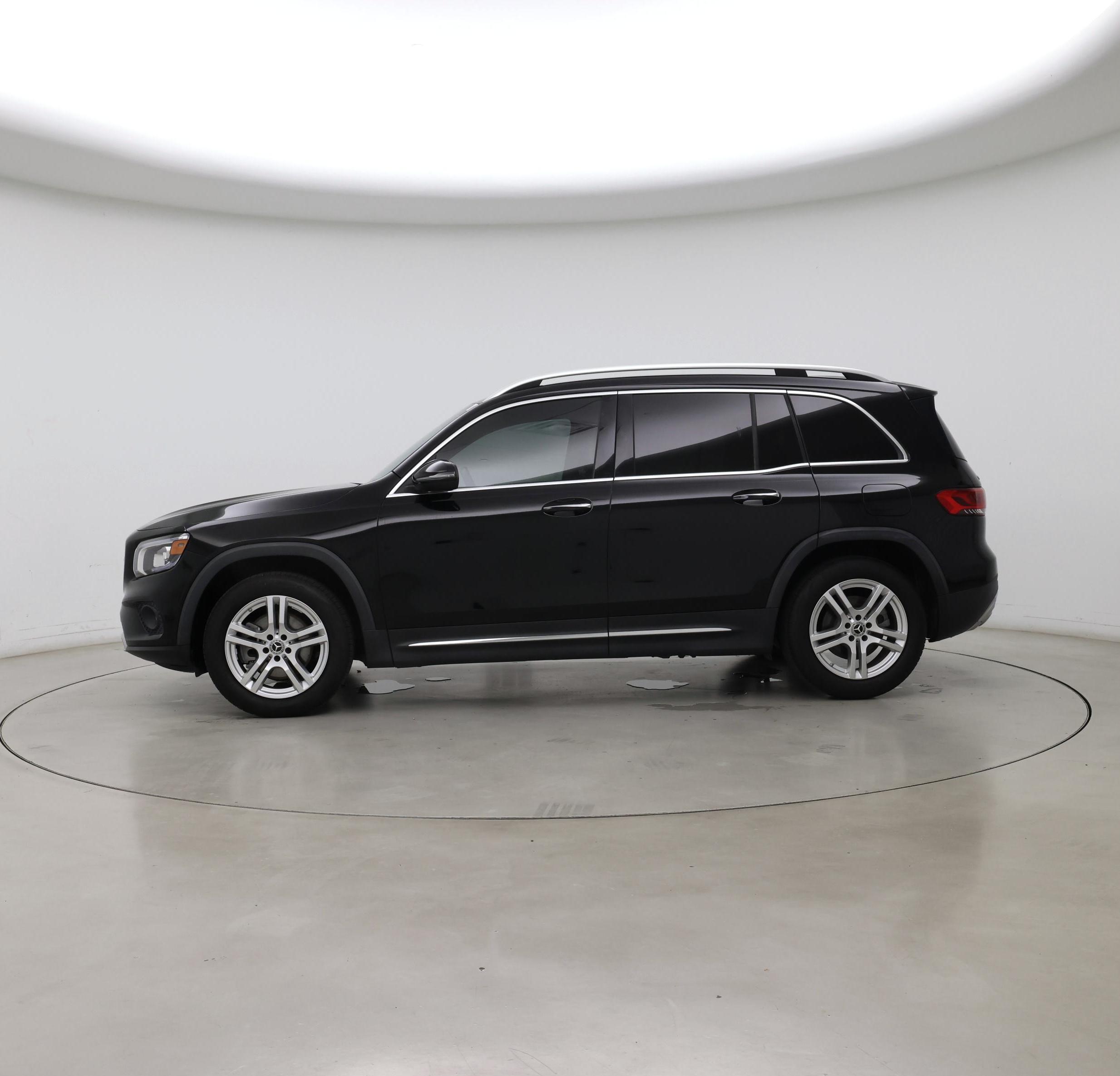 Thumbnail: 2020 Mercedes-Benz GLB - 3