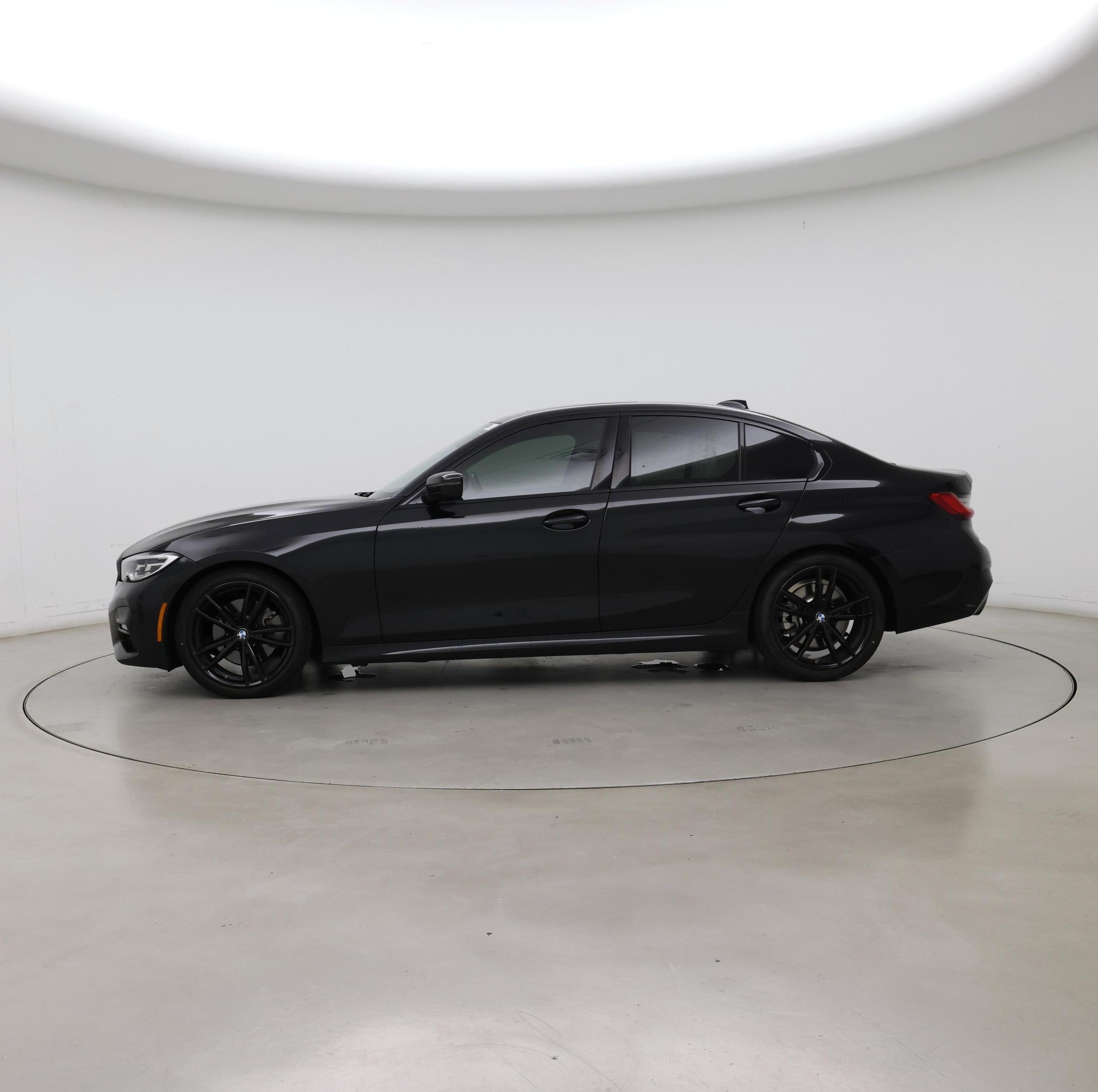 Thumbnail: 2020 BMW 3 Series - 3