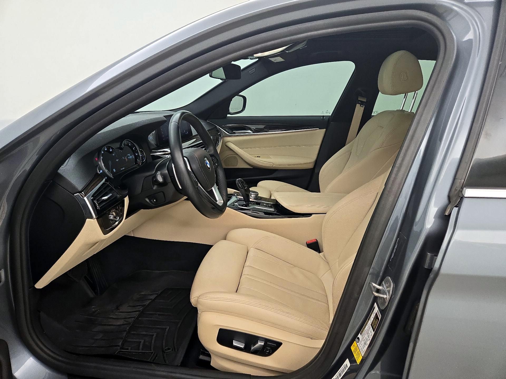 Thumbnail: 2019 BMW 5 Series - 11