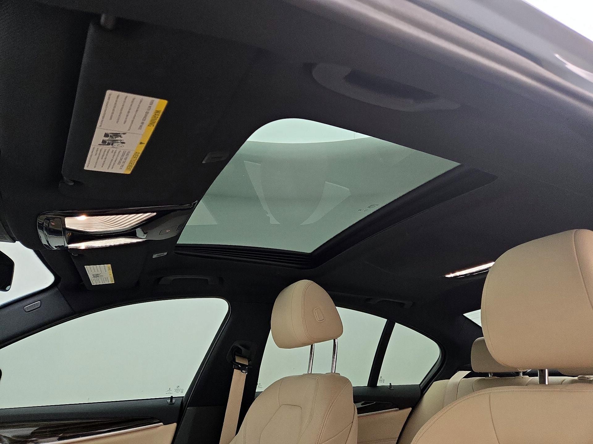 Thumbnail: 2019 BMW 5 Series - 20