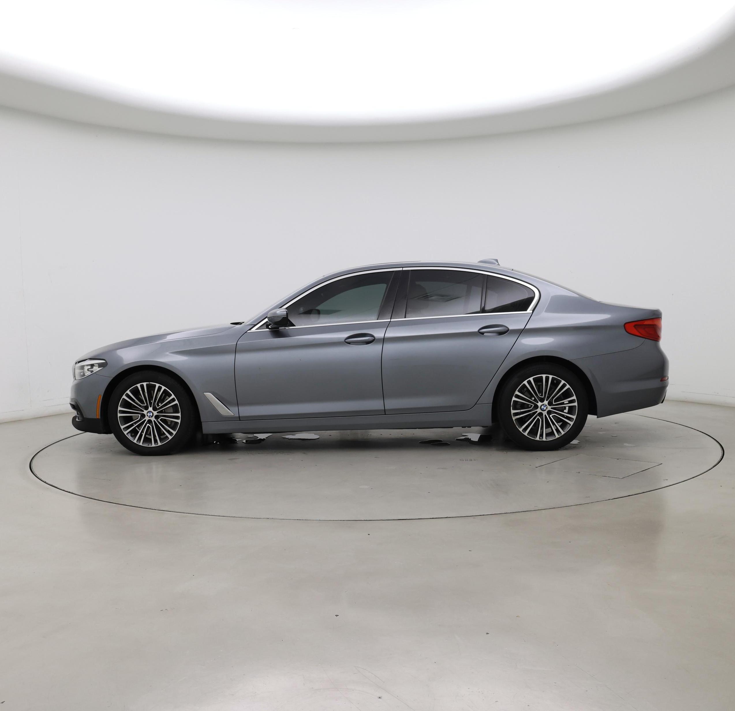 Thumbnail: 2019 BMW 5 Series - 3