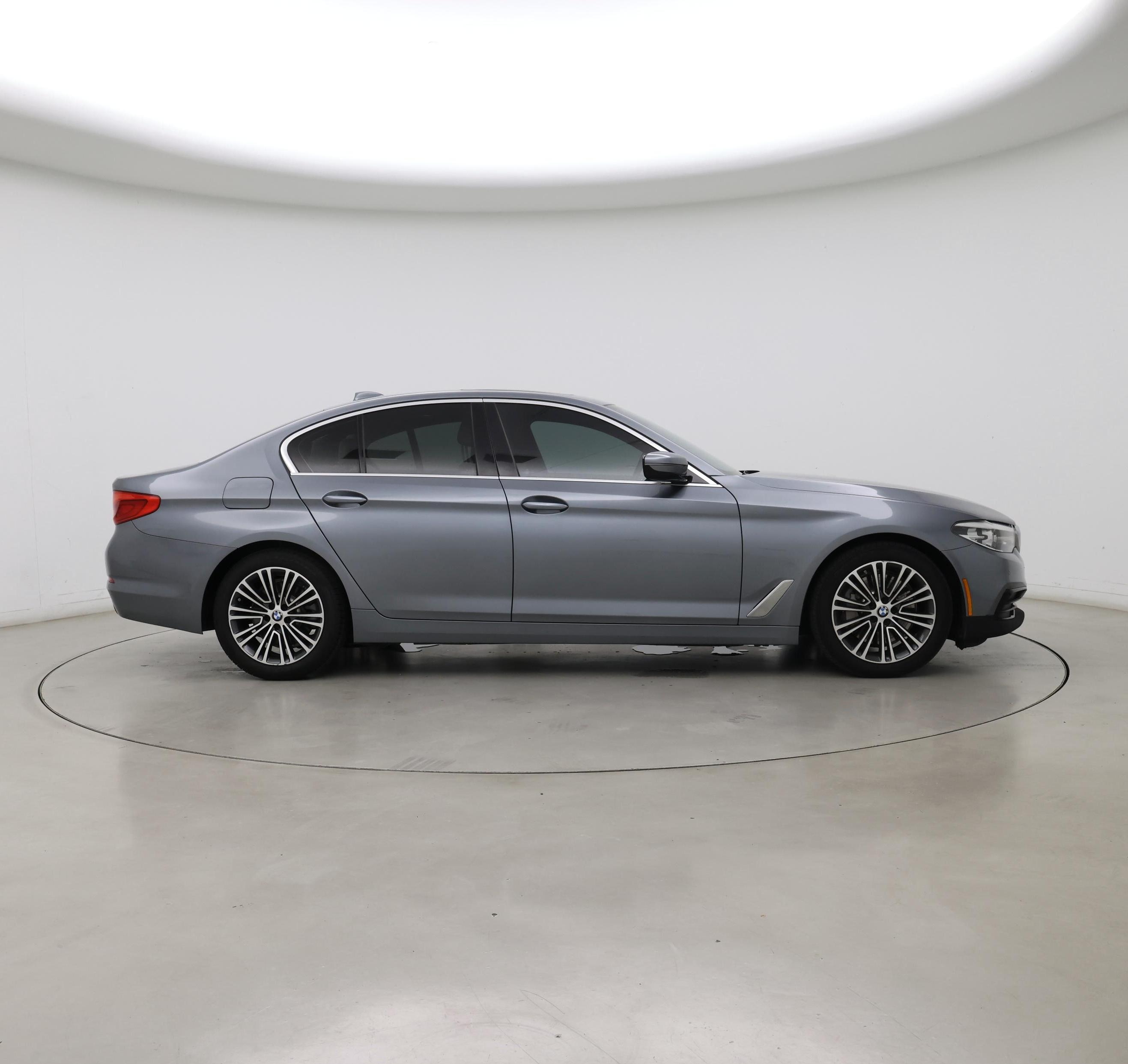 Thumbnail: 2019 BMW 5 Series - 7
