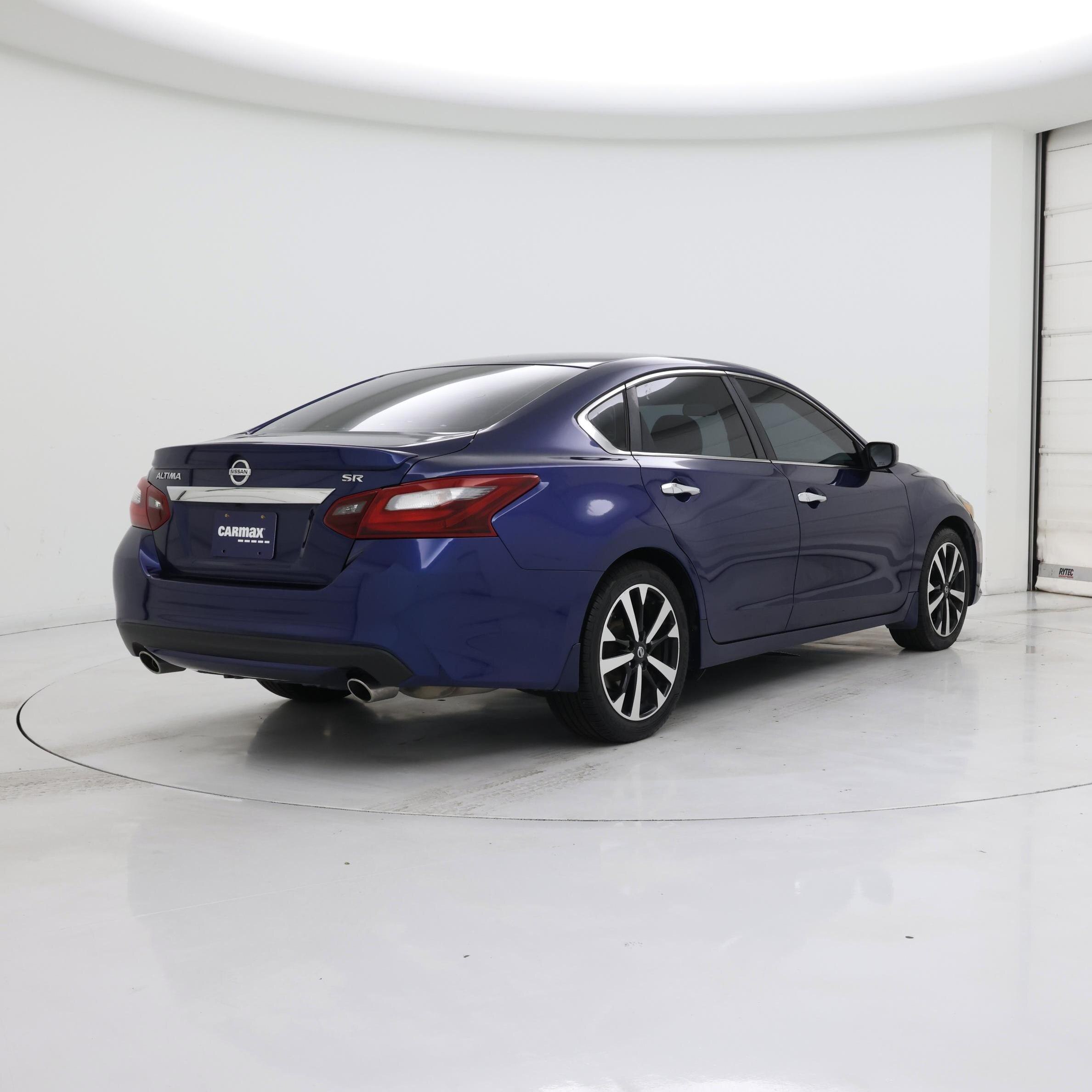Thumbnail: 2018 Nissan Altima - 8