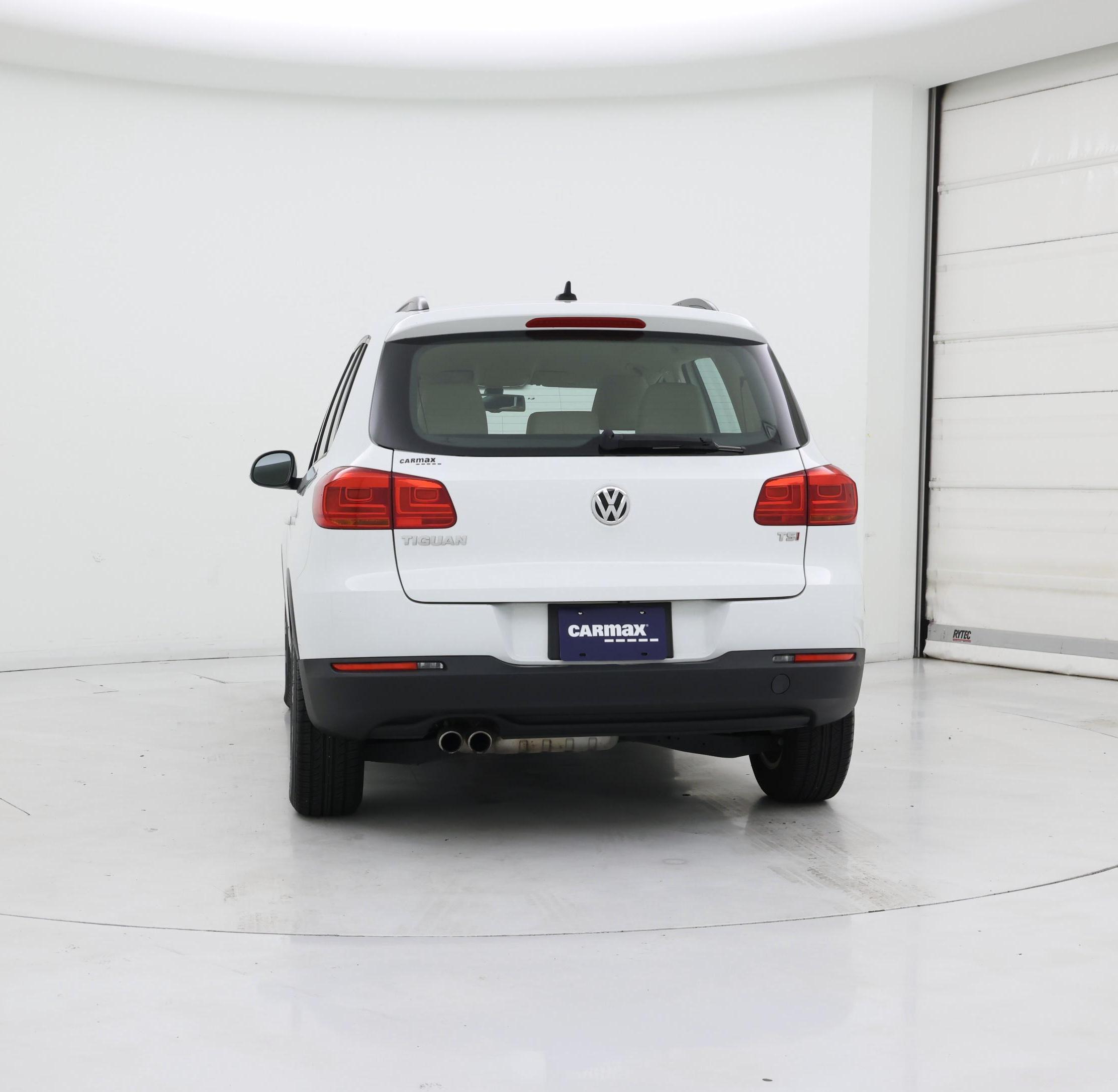 Thumbnail: 2017 Volkswagen Tiguan - 6