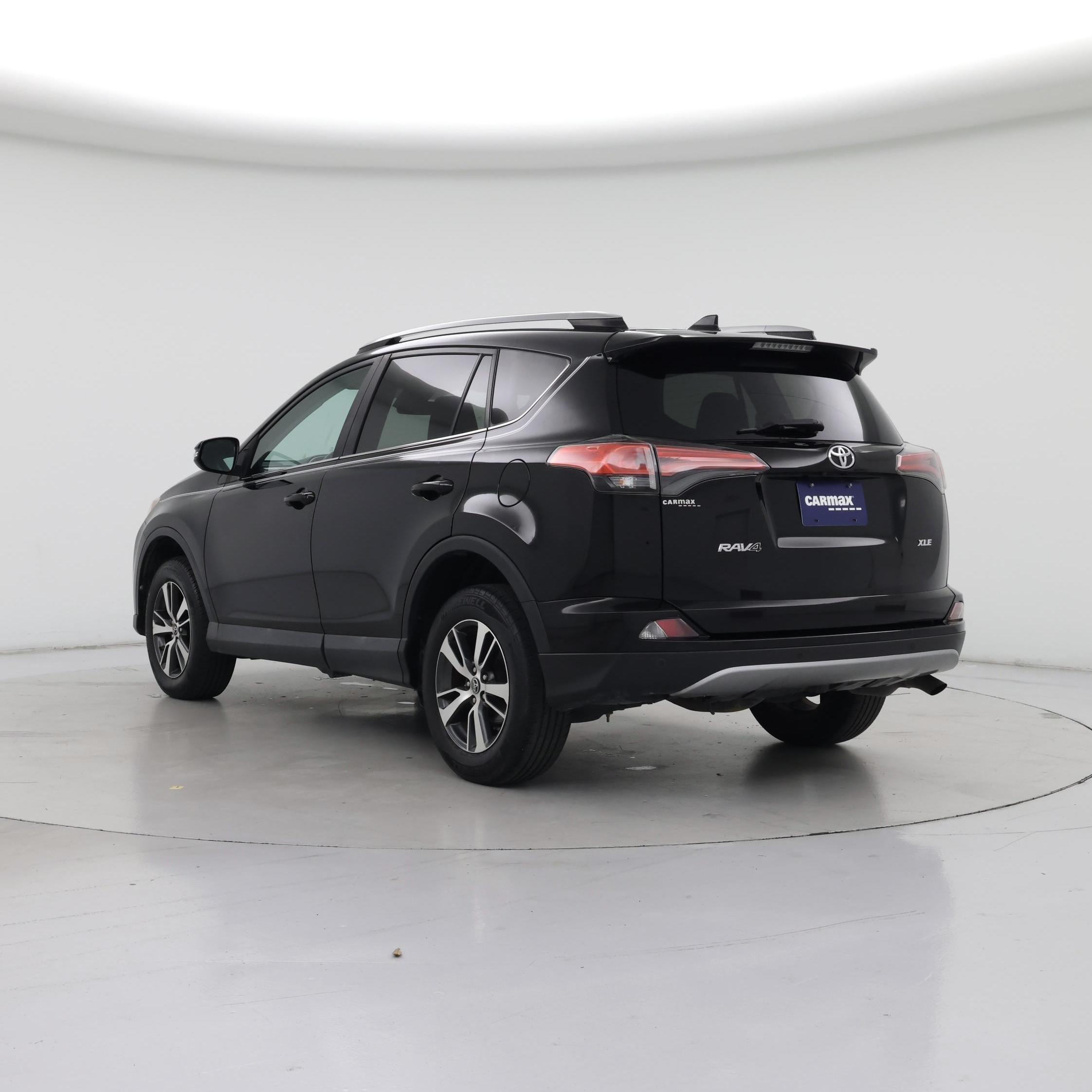 Thumbnail: 2017 Toyota RAV4 - 2