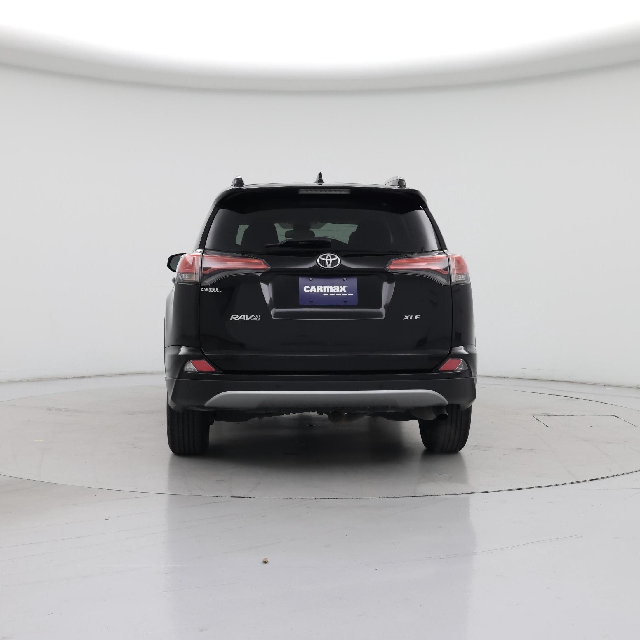 Thumbnail: 2017 Toyota RAV4 - 6