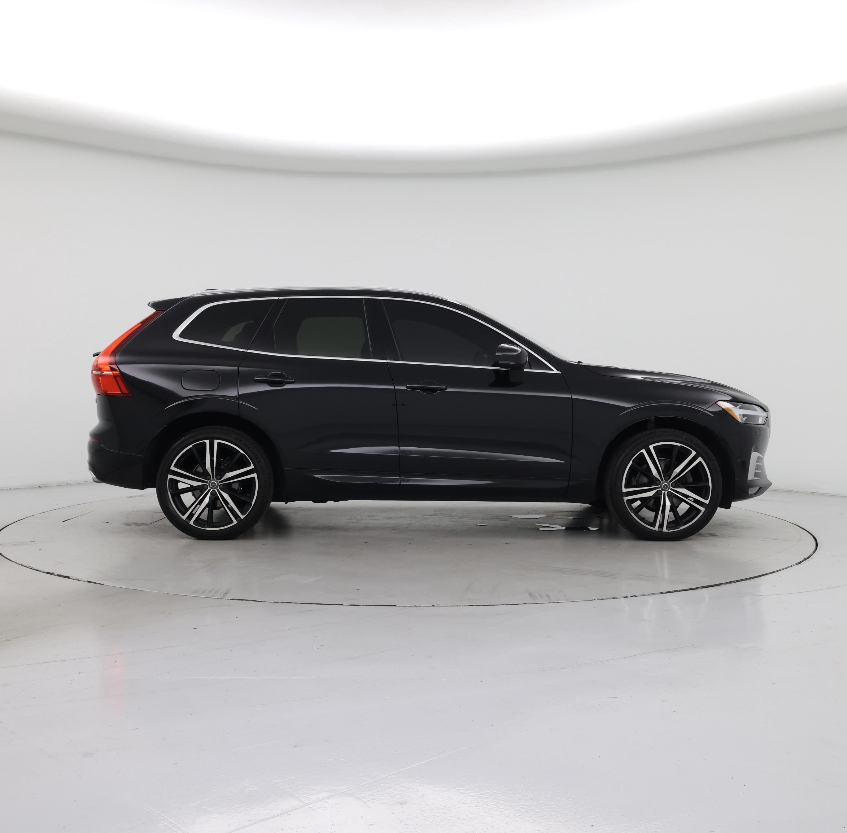 Thumbnail: 2019 Volvo XC60 - 7