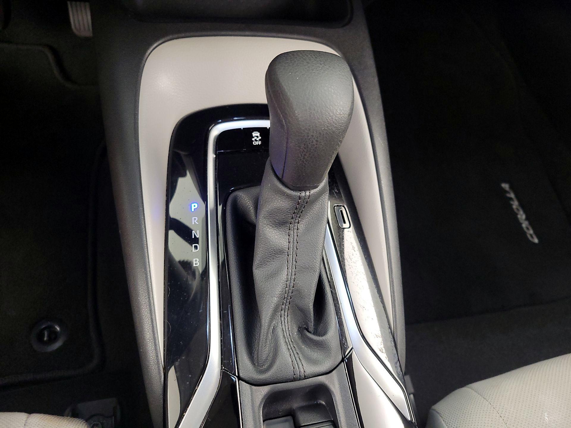 Thumbnail: 2022 Toyota Corolla - 17