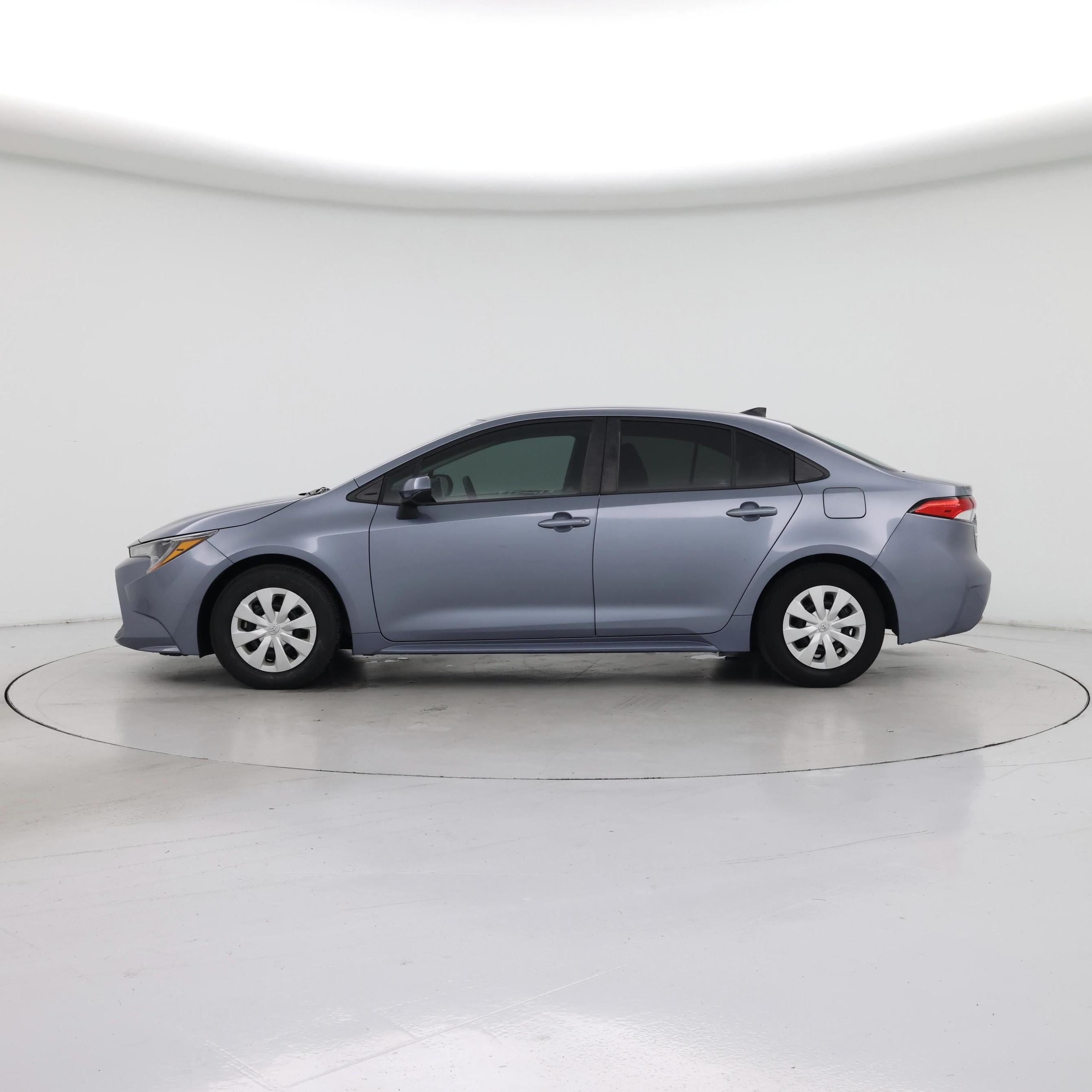 Thumbnail: 2022 Toyota Corolla - 3