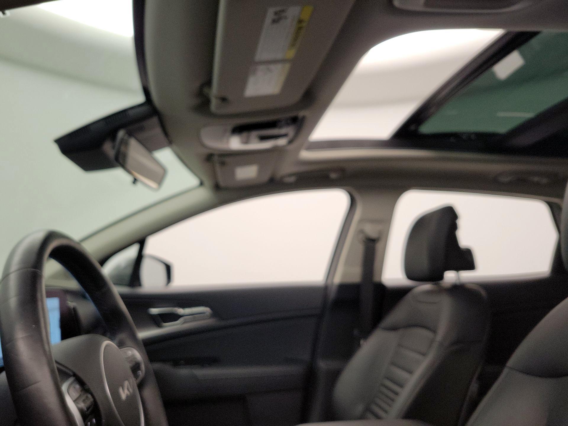 Thumbnail: 2023 Kia Sportage - 20