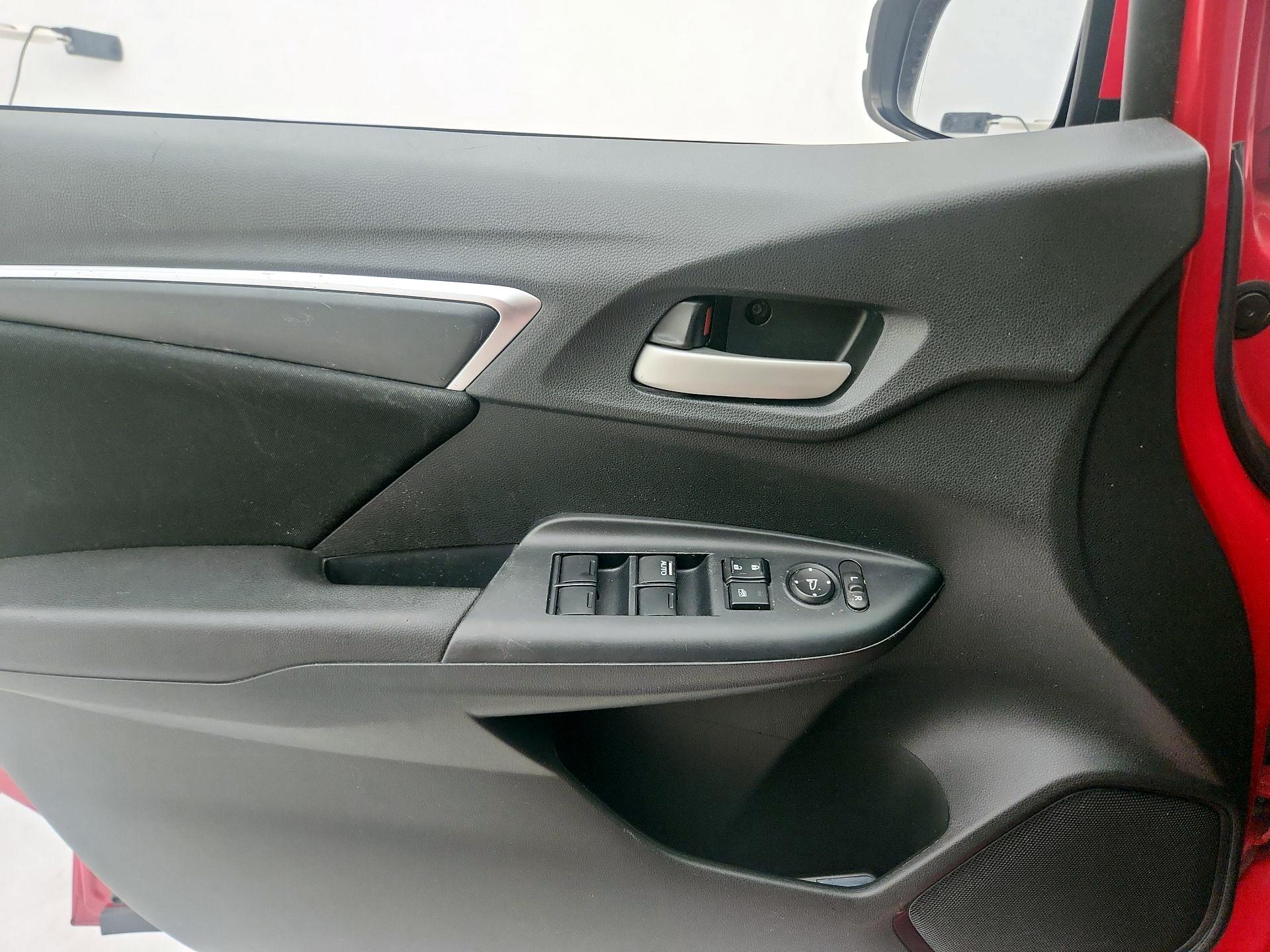 Thumbnail: 2015 Honda Fit - 12