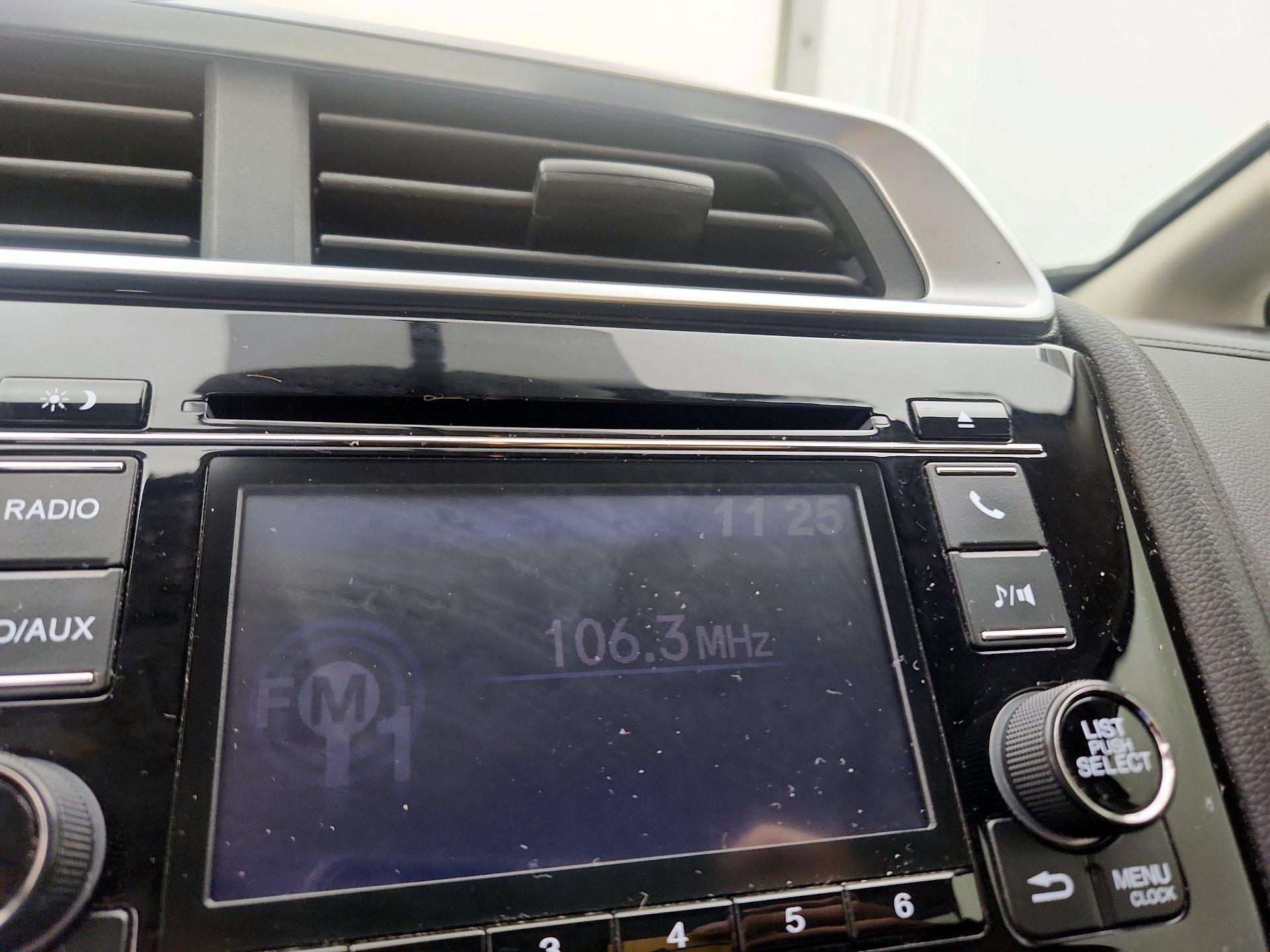 Thumbnail: 2015 Honda Fit - 15