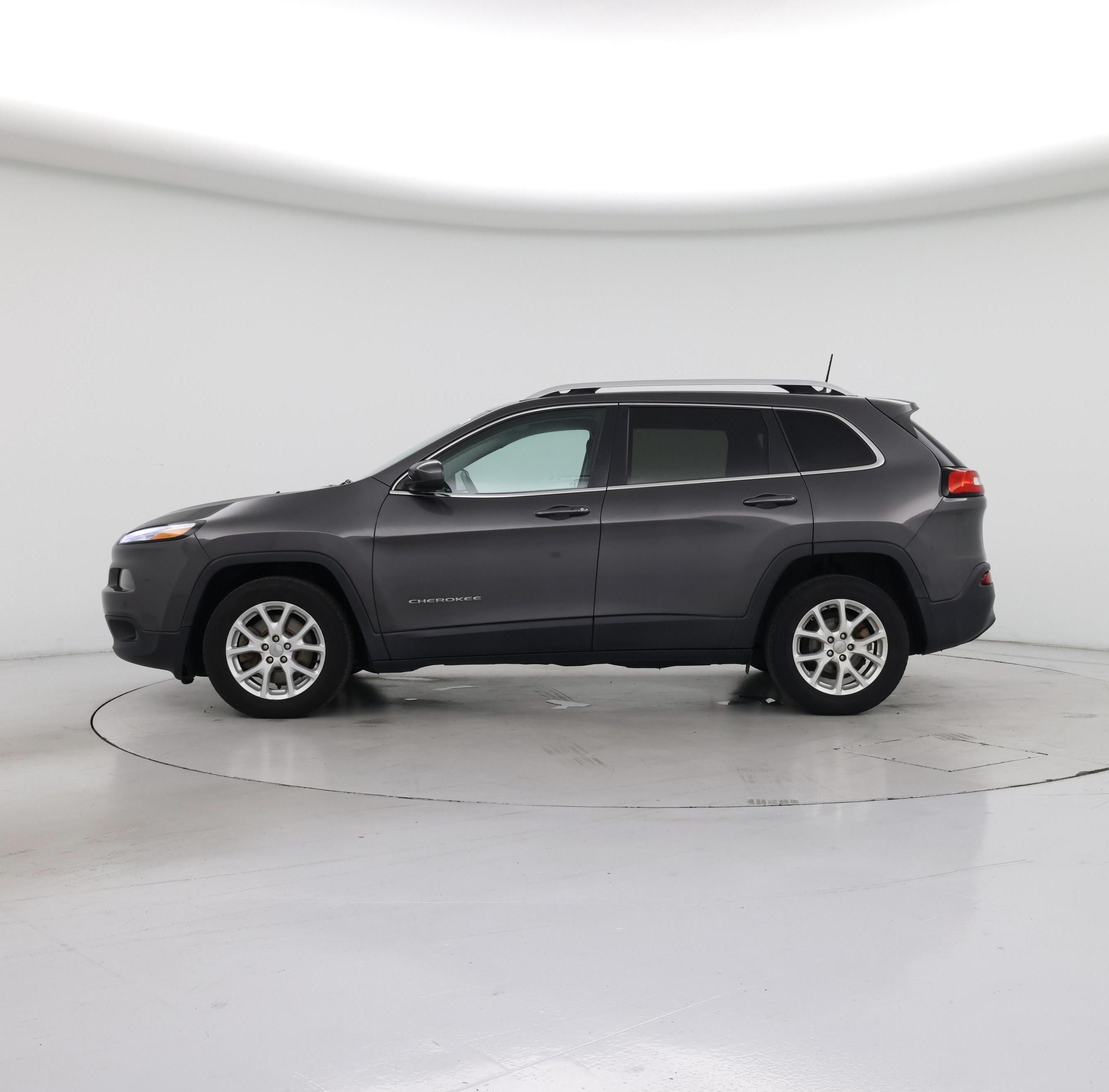 Thumbnail: 2017 Jeep Cherokee - 3