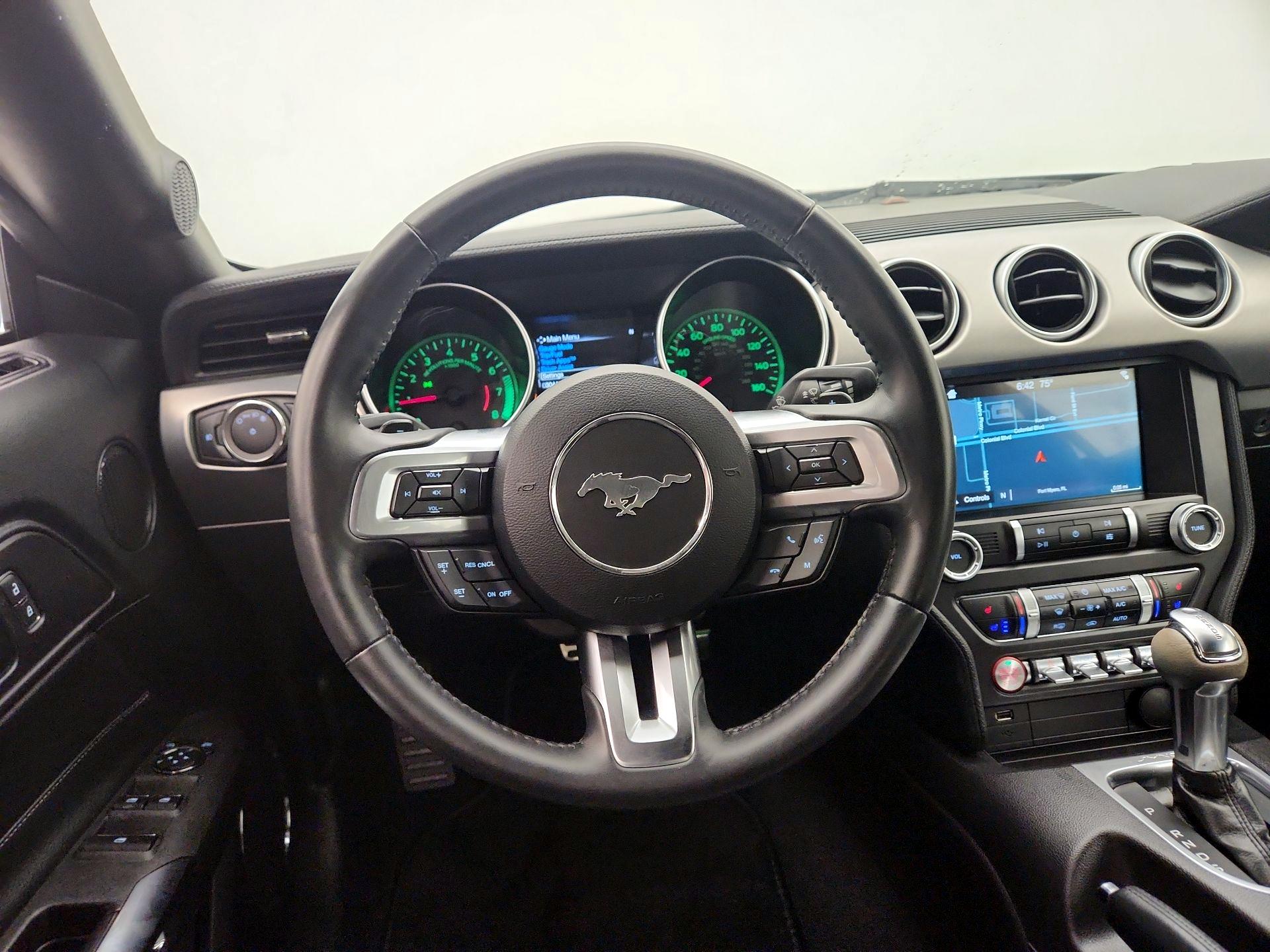 Thumbnail: 2019 Ford Mustang - 10
