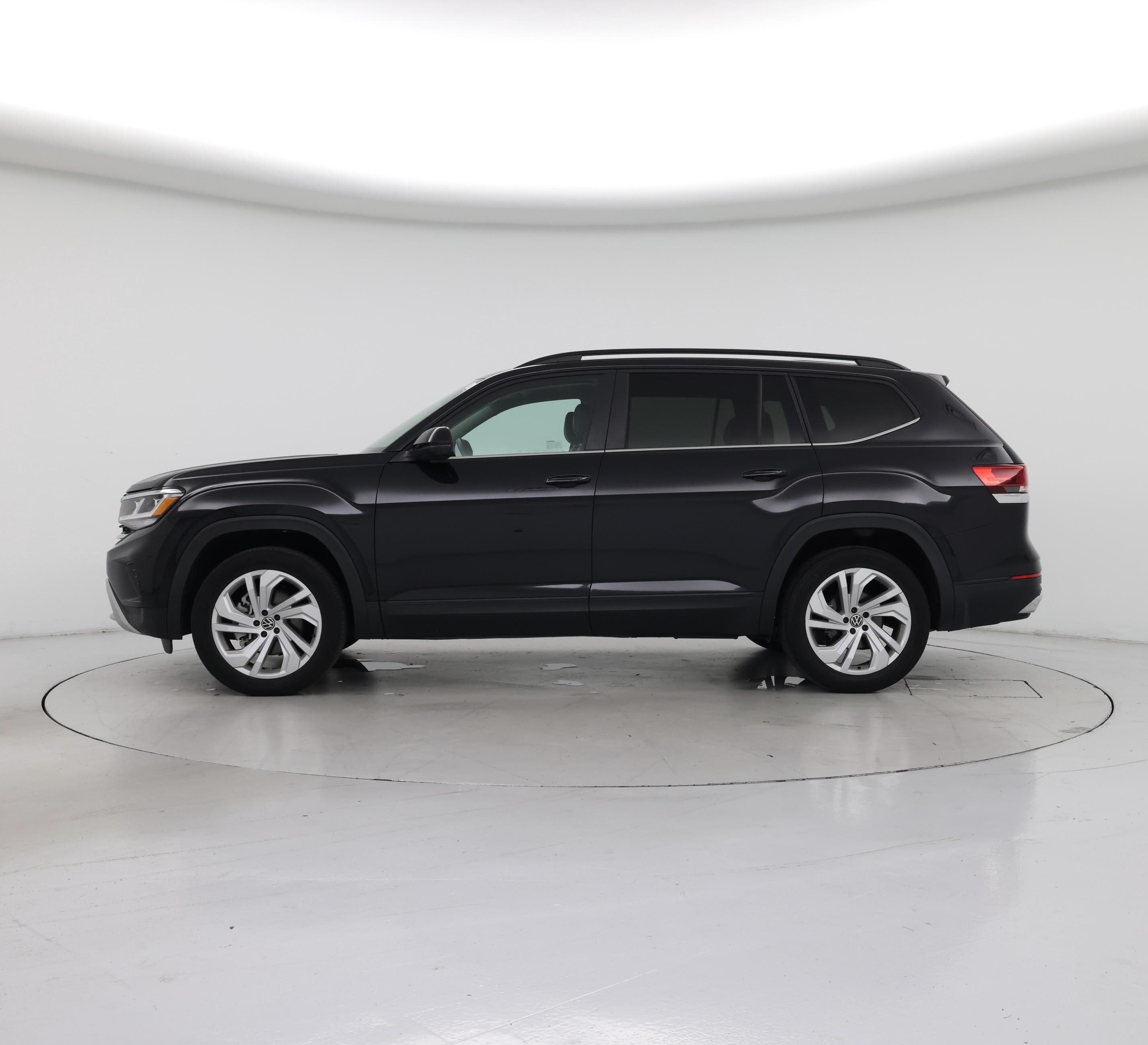 Thumbnail: 2022 Volkswagen Atlas - 3