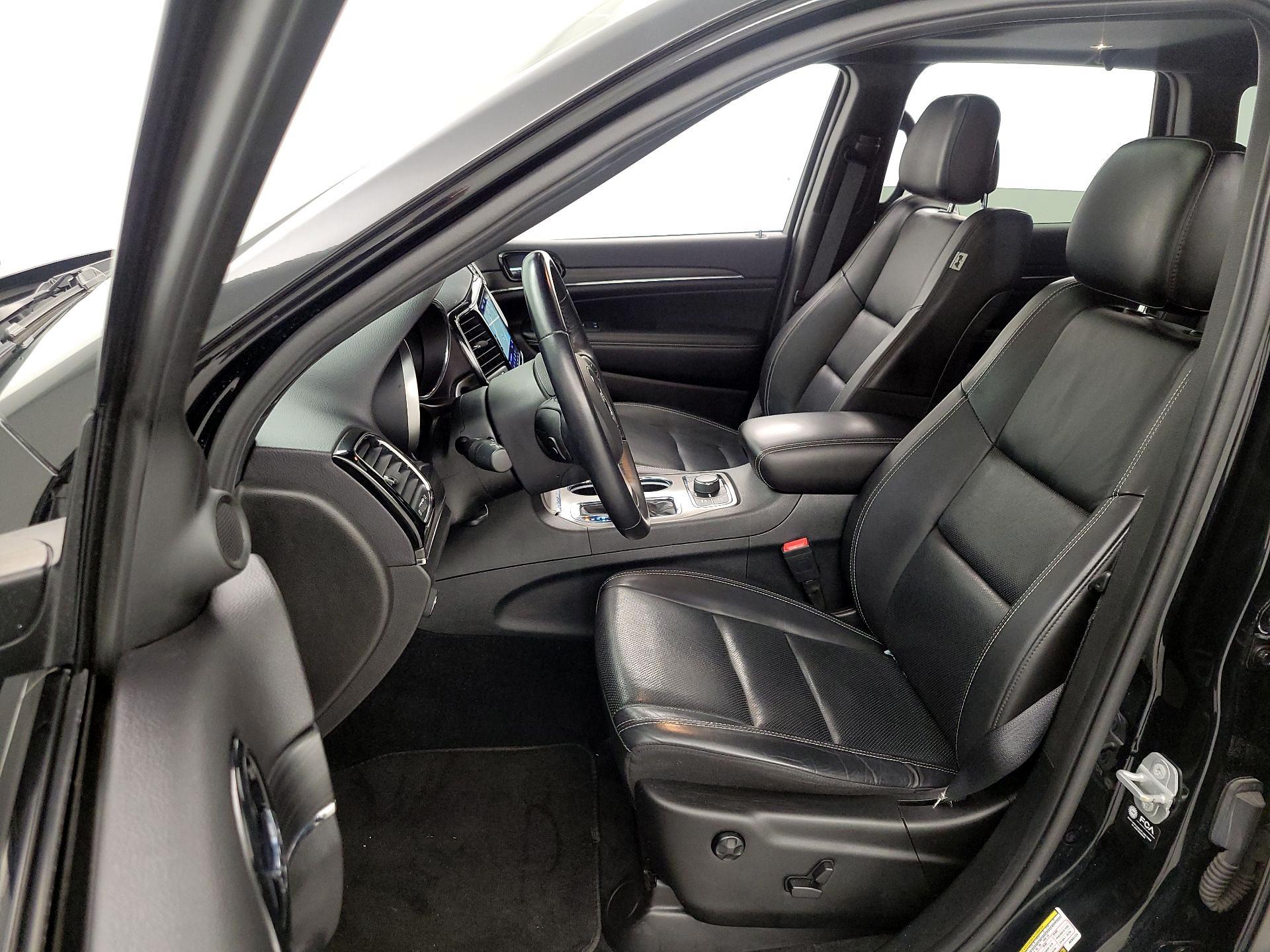 Thumbnail: 2021 Jeep Grand Cherokee - 11