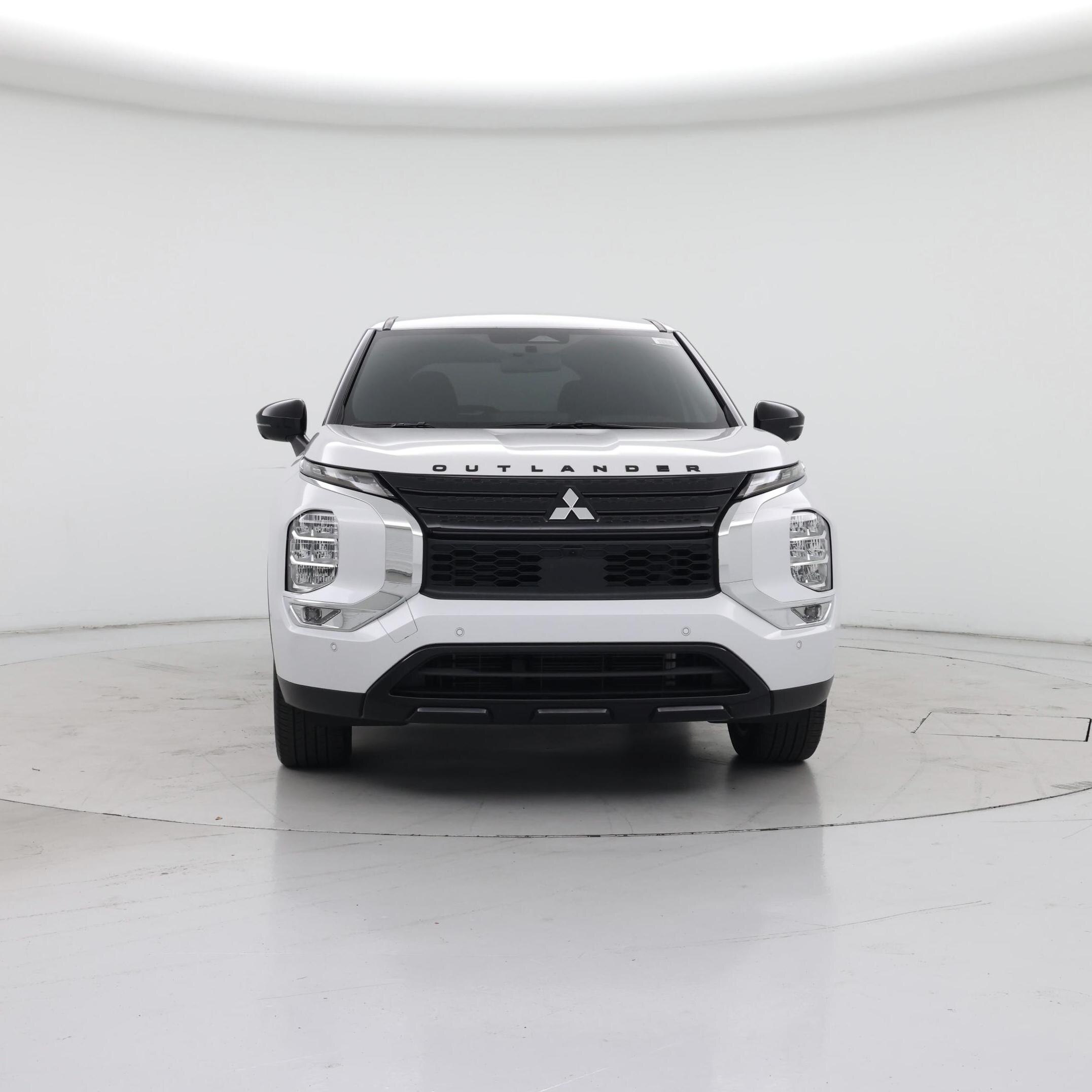 Thumbnail: 2023 Mitsubishi Outlander - 5