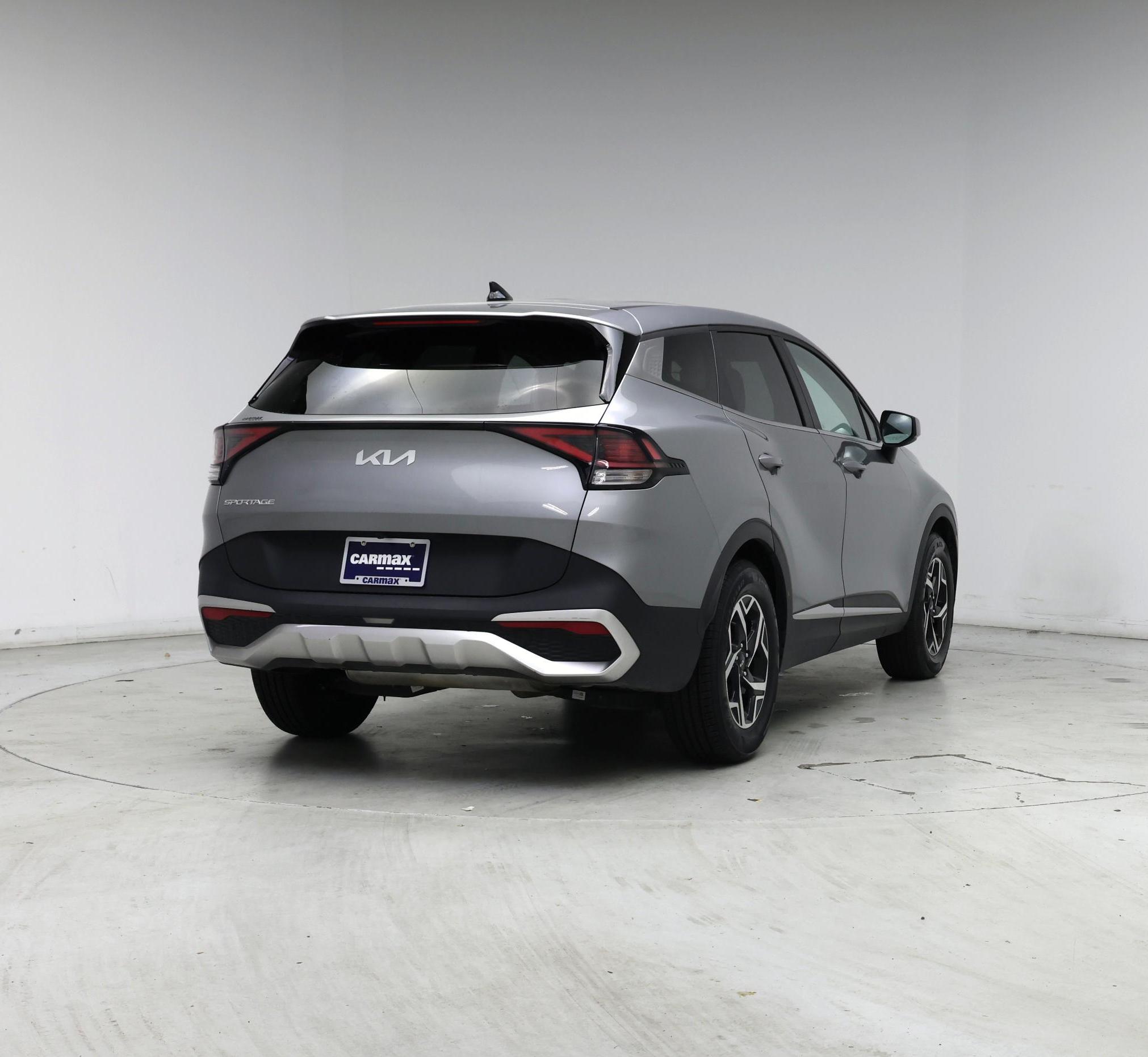 Thumbnail: 2023 Kia Sportage - 8